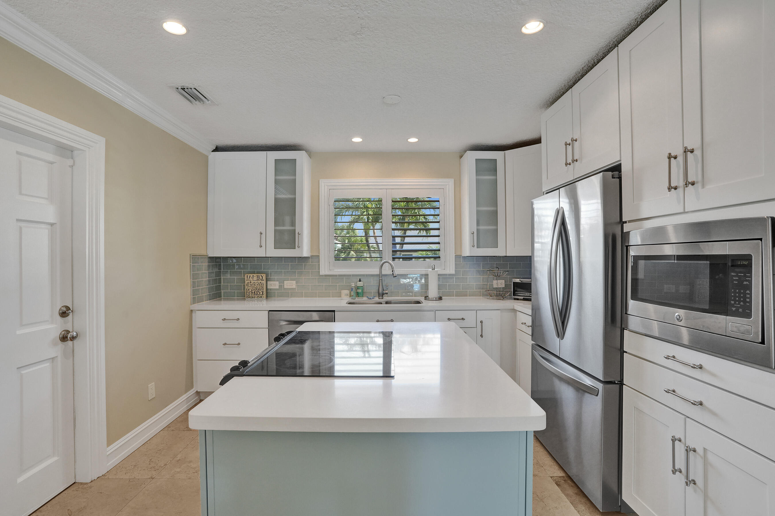 248 Codrington Drive, Lauderdale-By-The-Sea