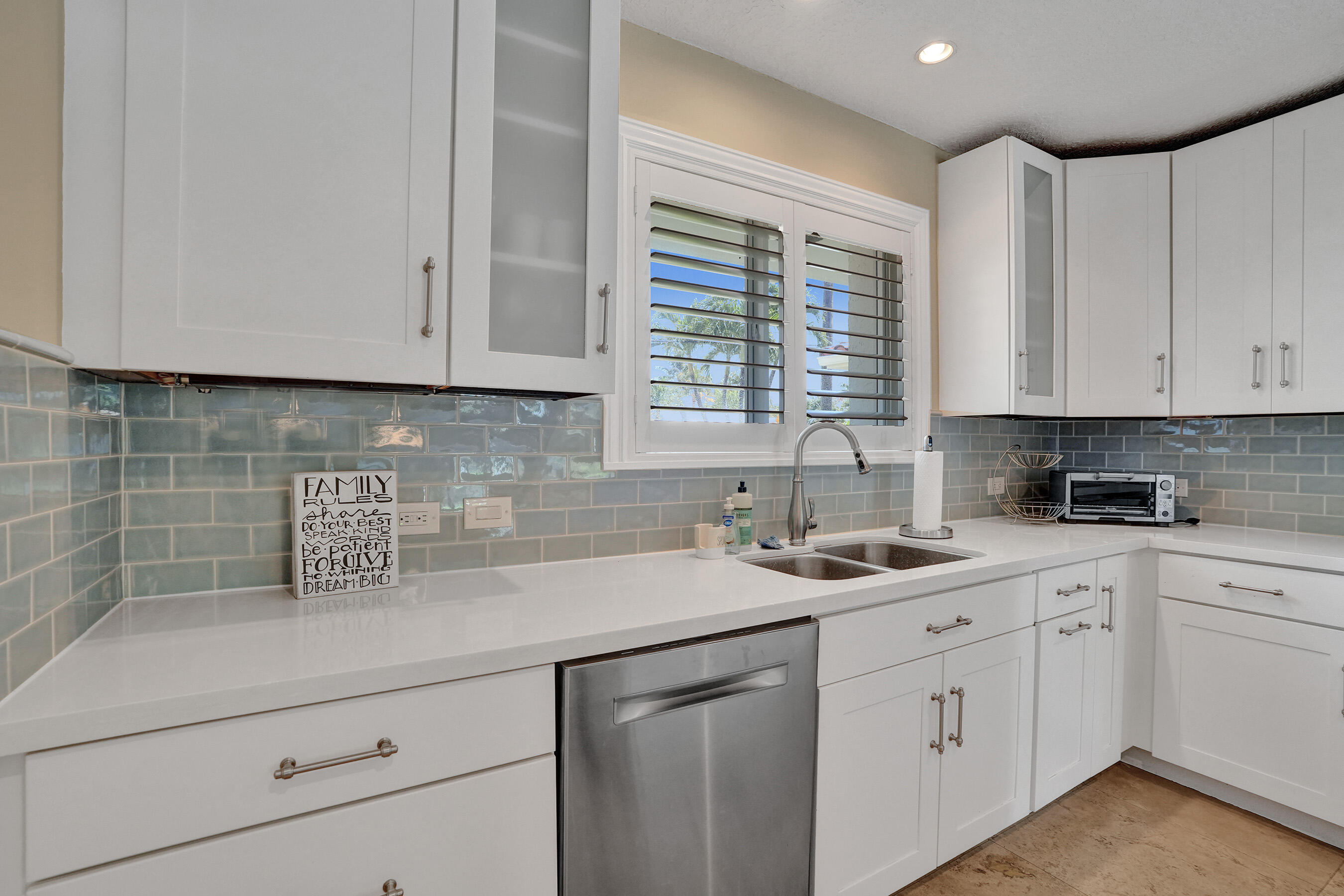 248 Codrington Drive, Lauderdale-By-The-Sea