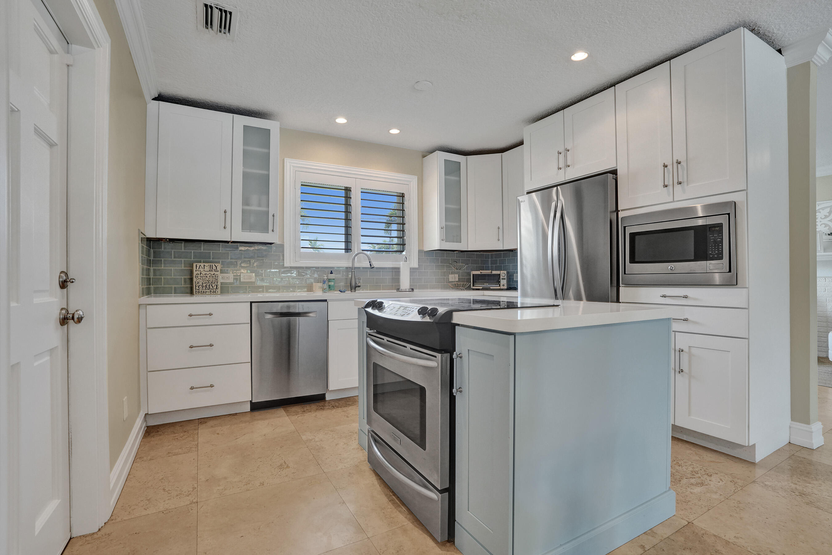 248 Codrington Drive, Lauderdale-By-The-Sea