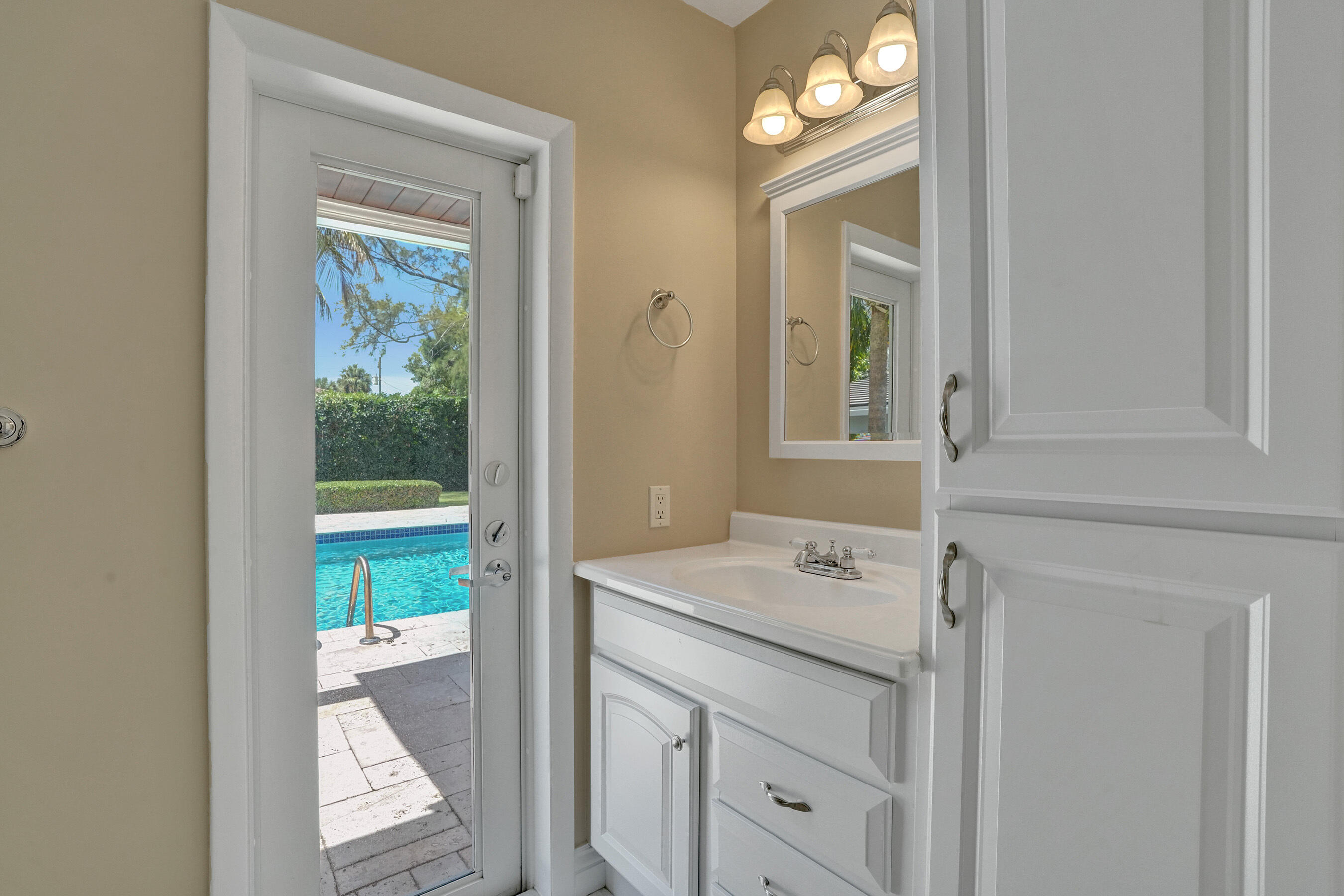 248 Codrington Drive, Lauderdale-By-The-Sea