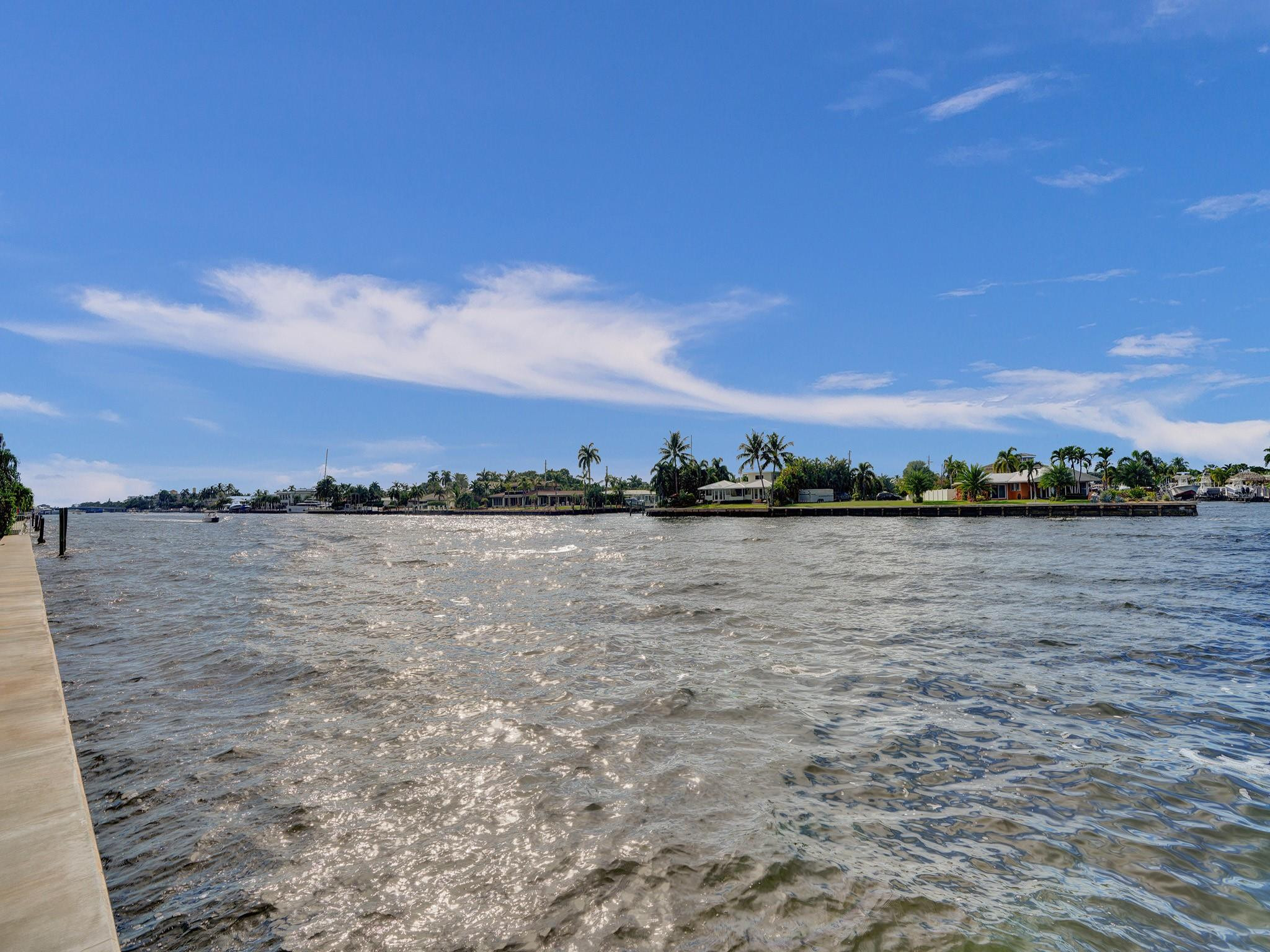 521 N Riverside Dr 308