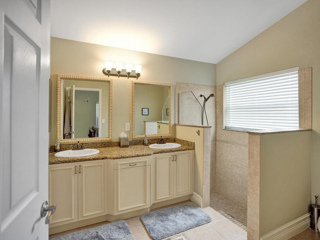 8171 Mystic Harbor Circle