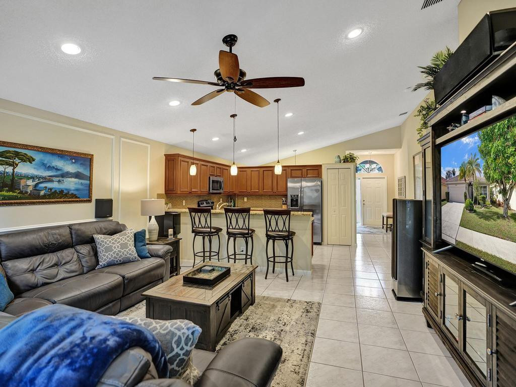 8171 Mystic Harbor Circle