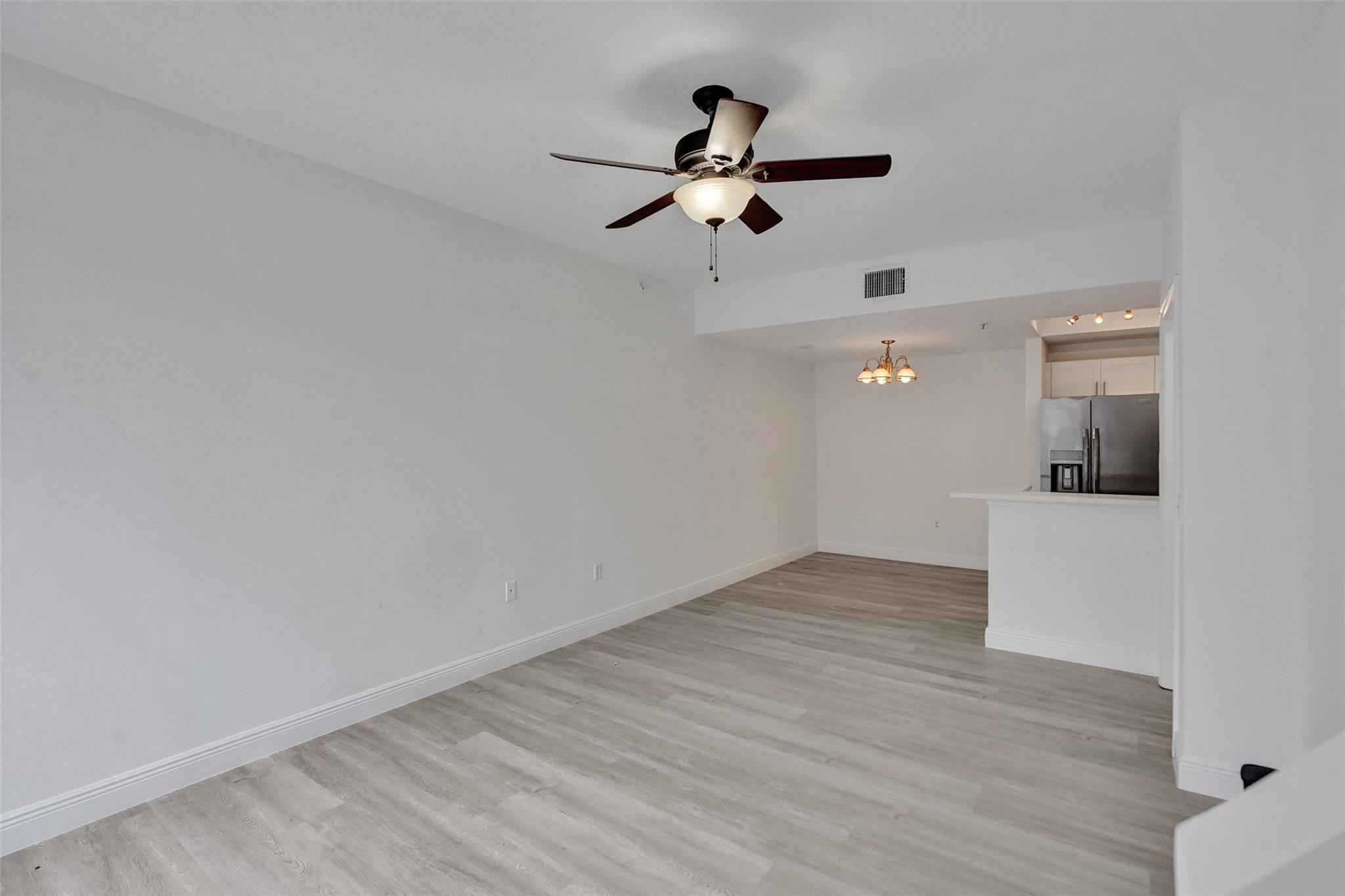 2107 SE 10th Ave 802