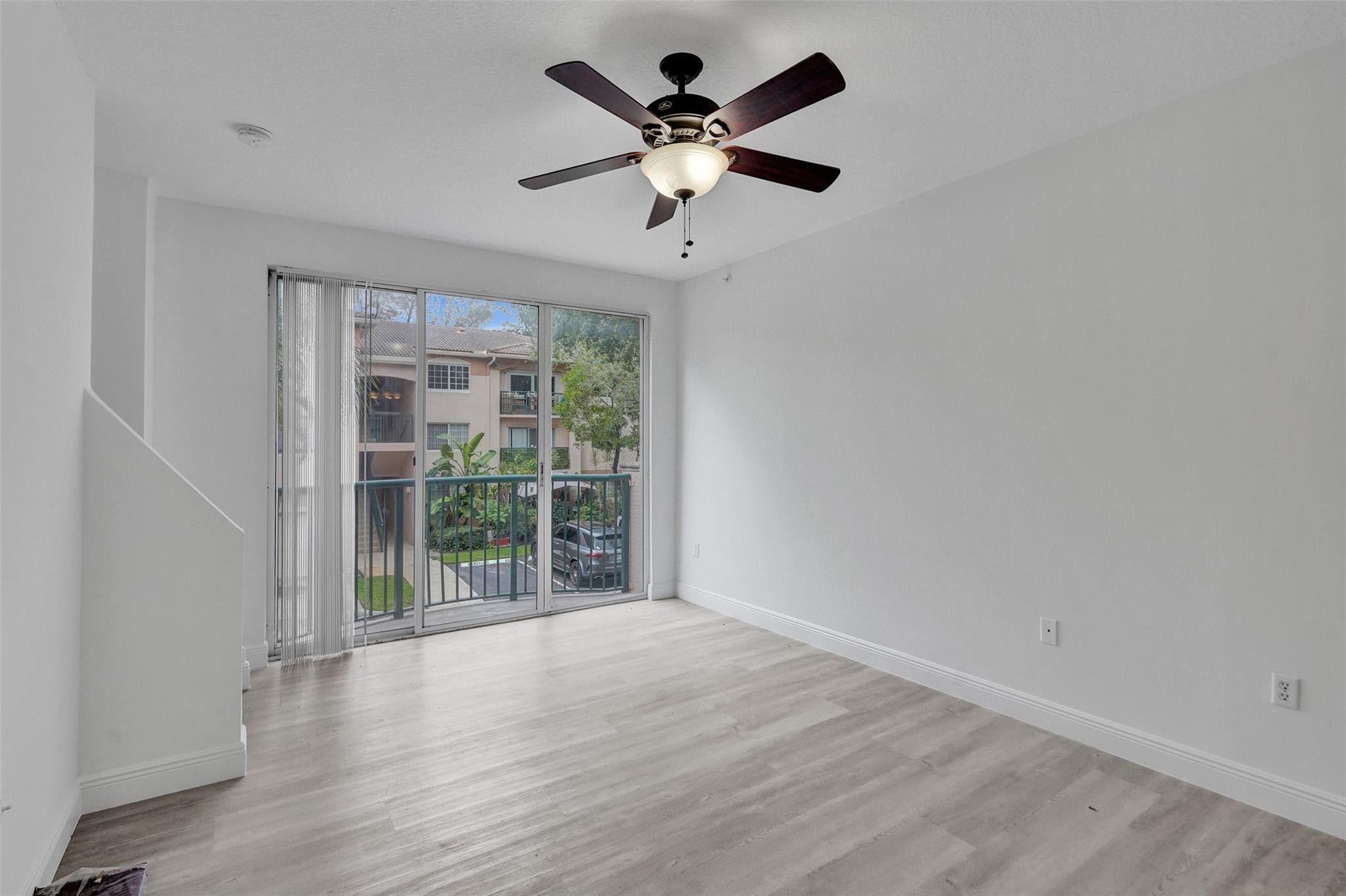 2107 SE 10th Ave 802