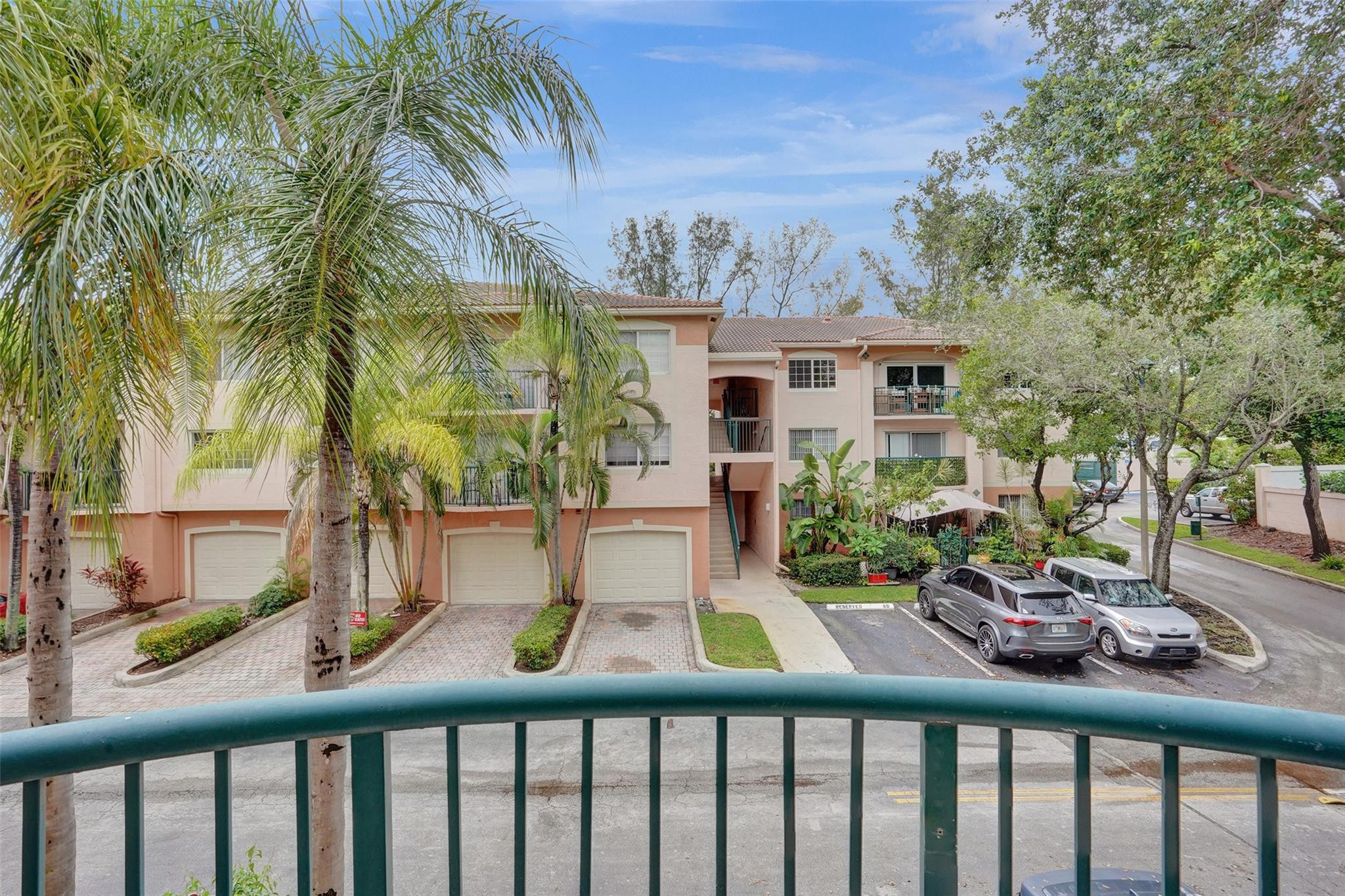 2107 SE 10th Ave 802