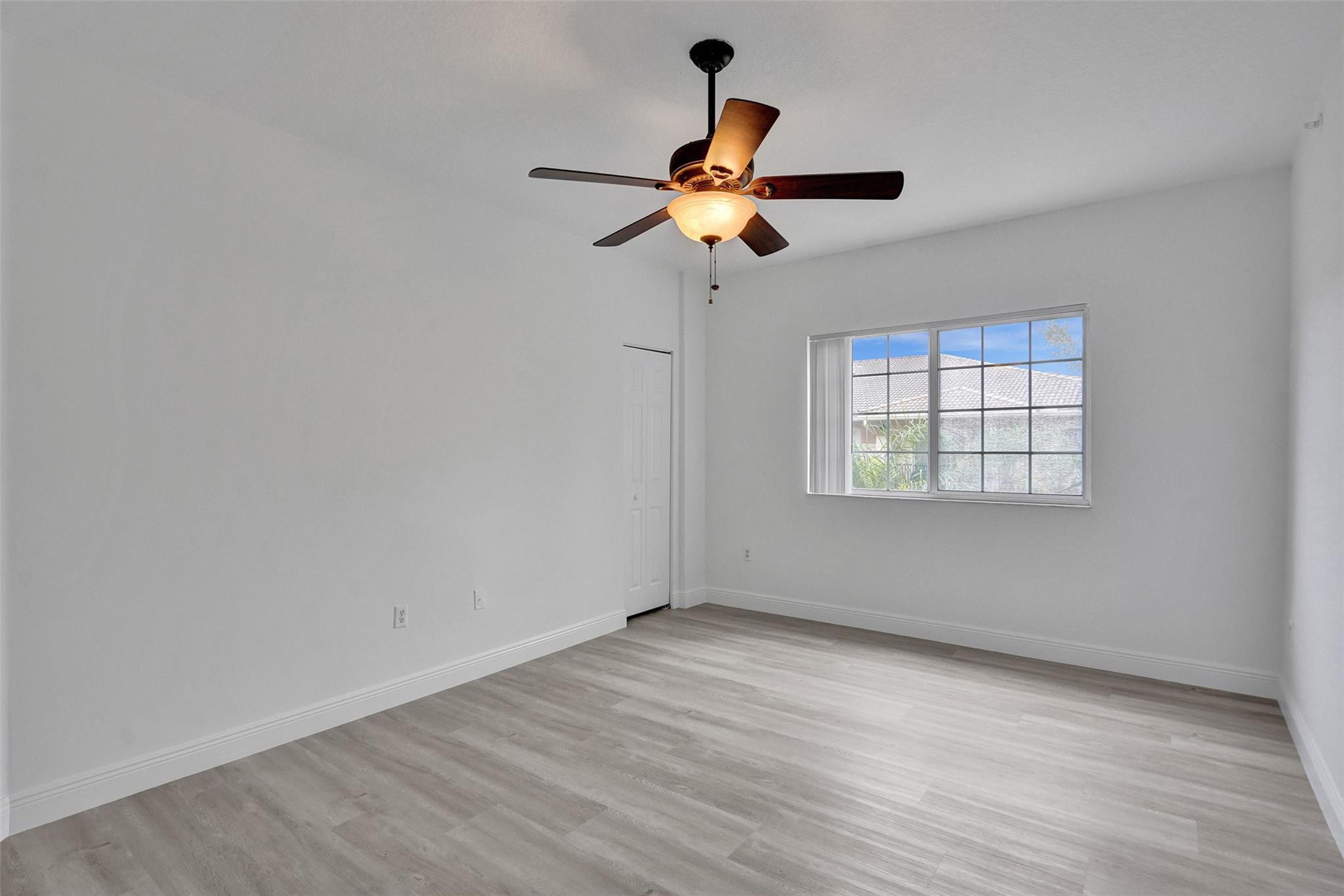 2107 SE 10th Ave 802