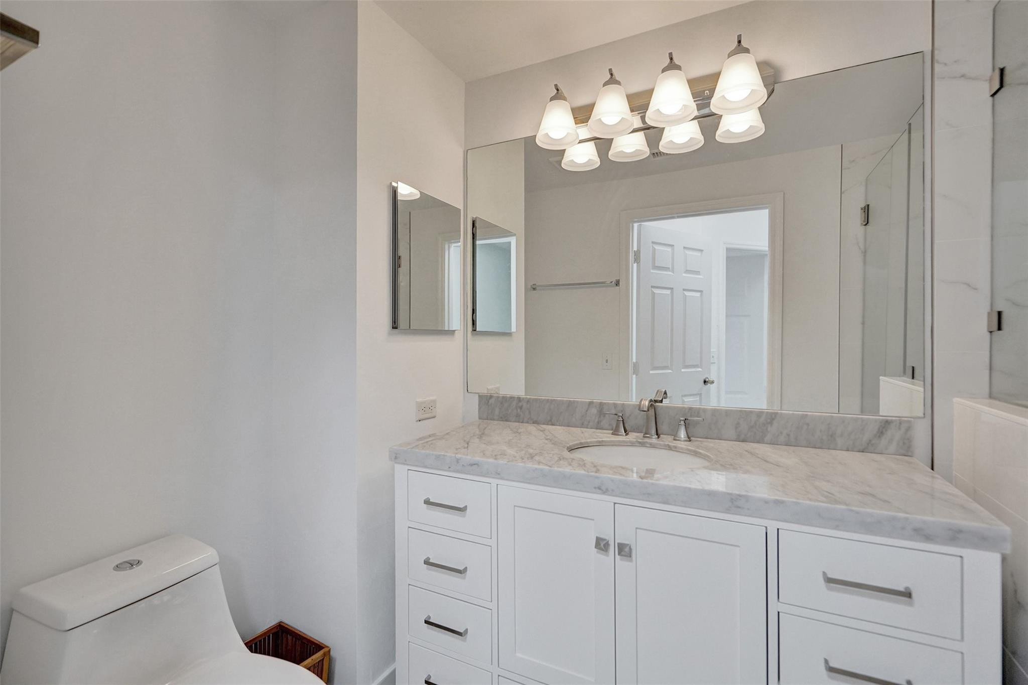 2107 SE 10th Ave 802