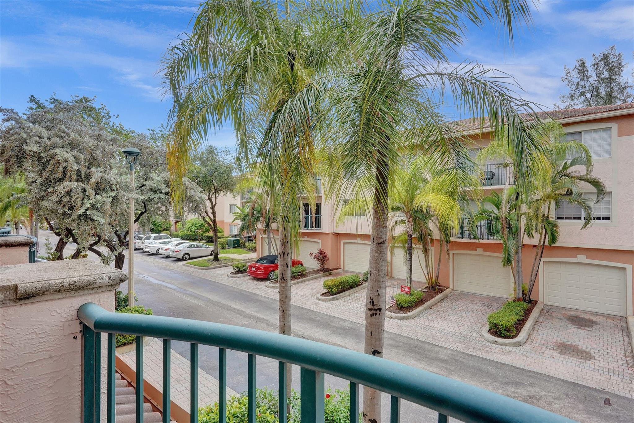 2107 SE 10th Ave 802