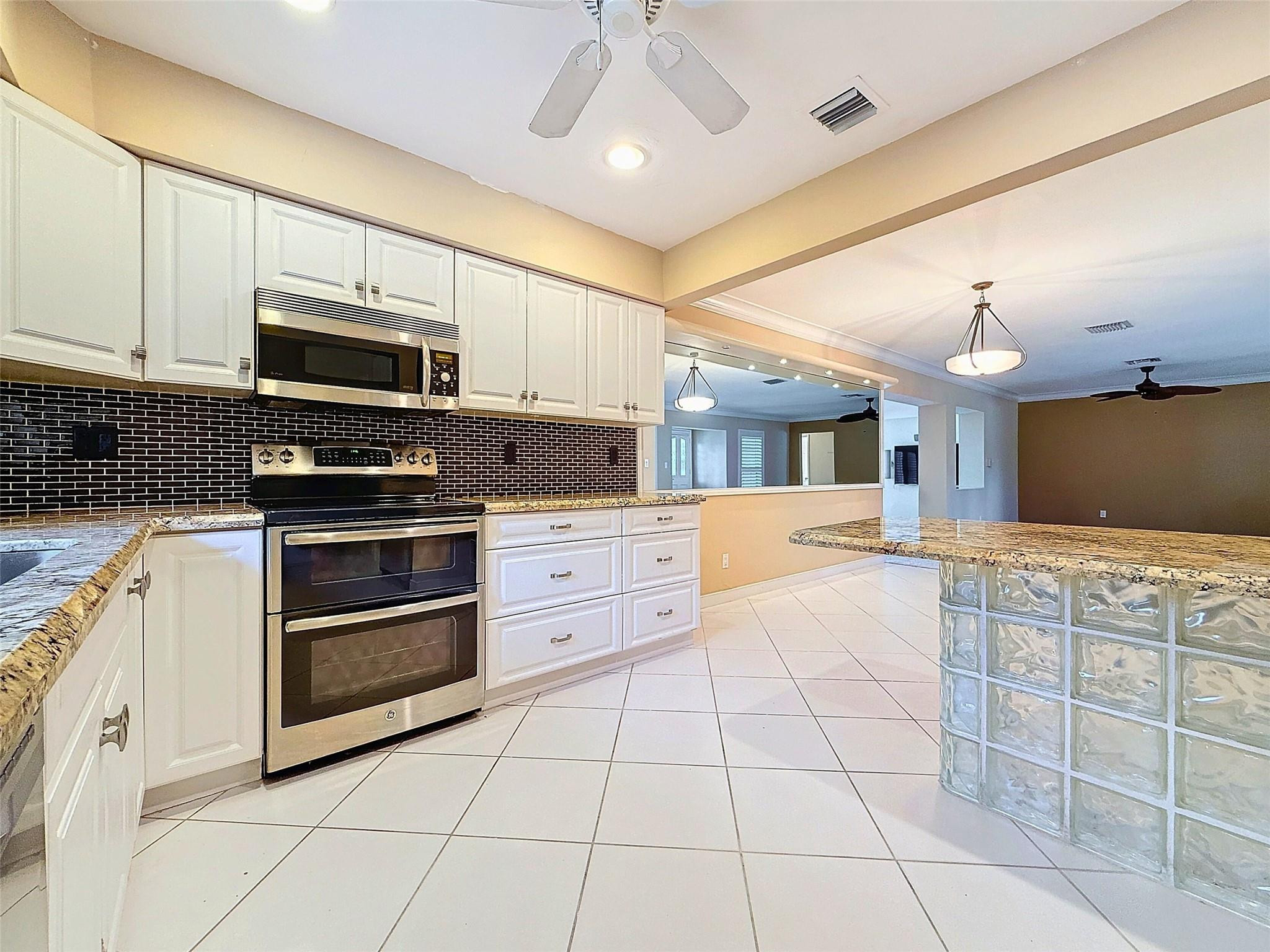 3532 NE 30th Ave