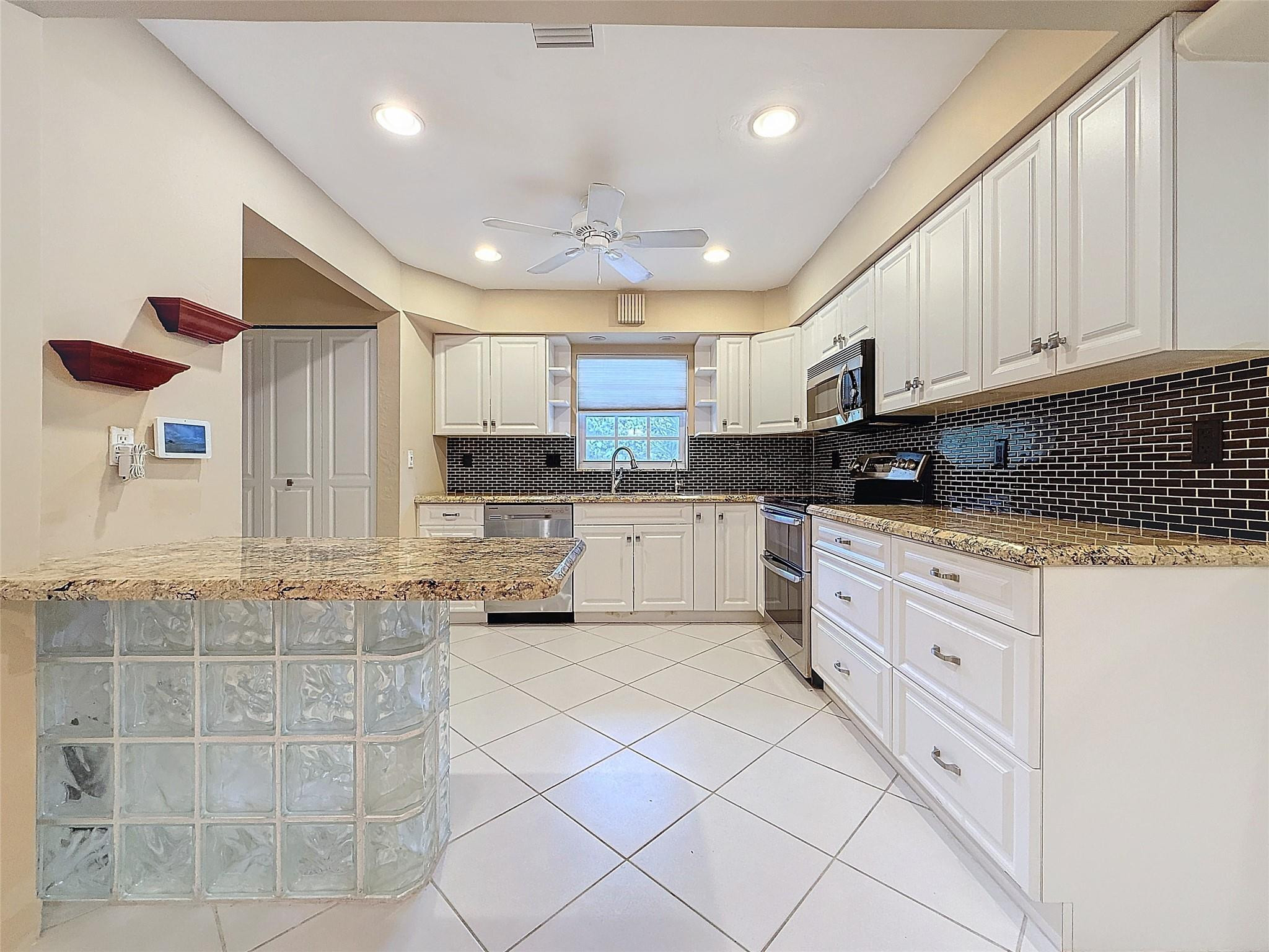 3532 NE 30th Ave