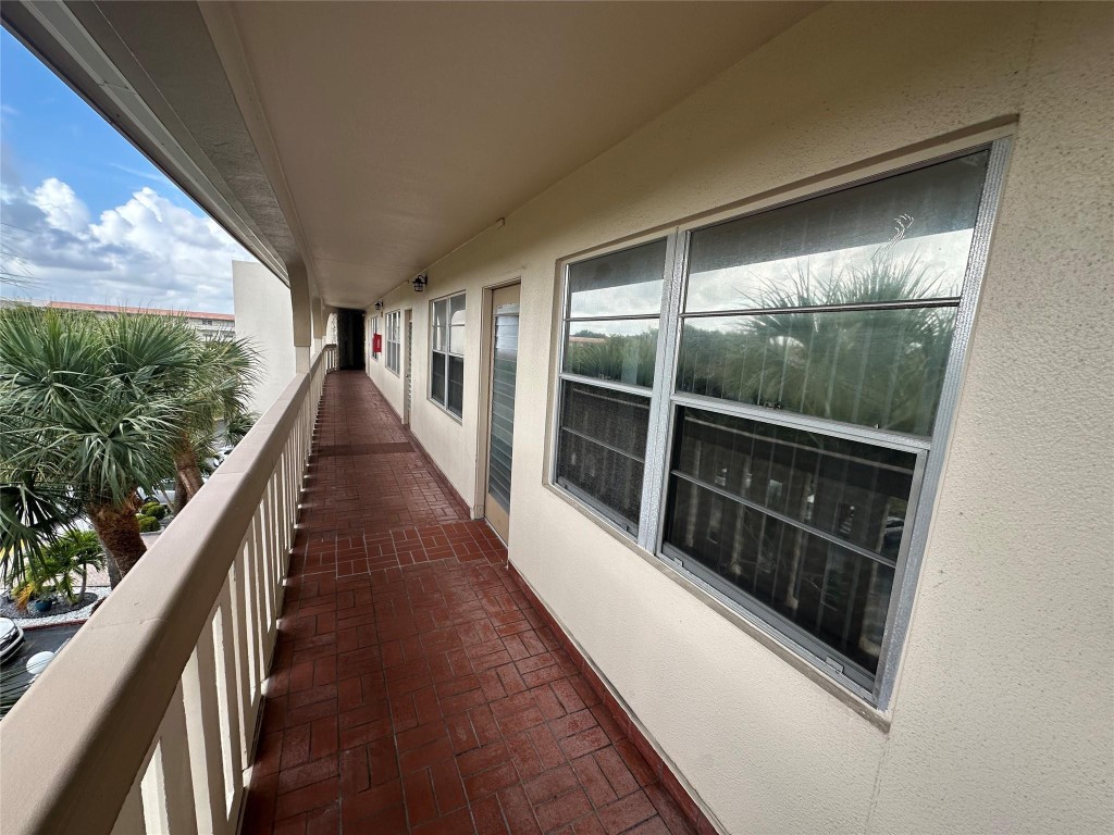 1901 Bermuda Cir J4