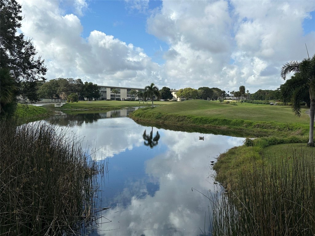 1901 Bermuda Cir J4