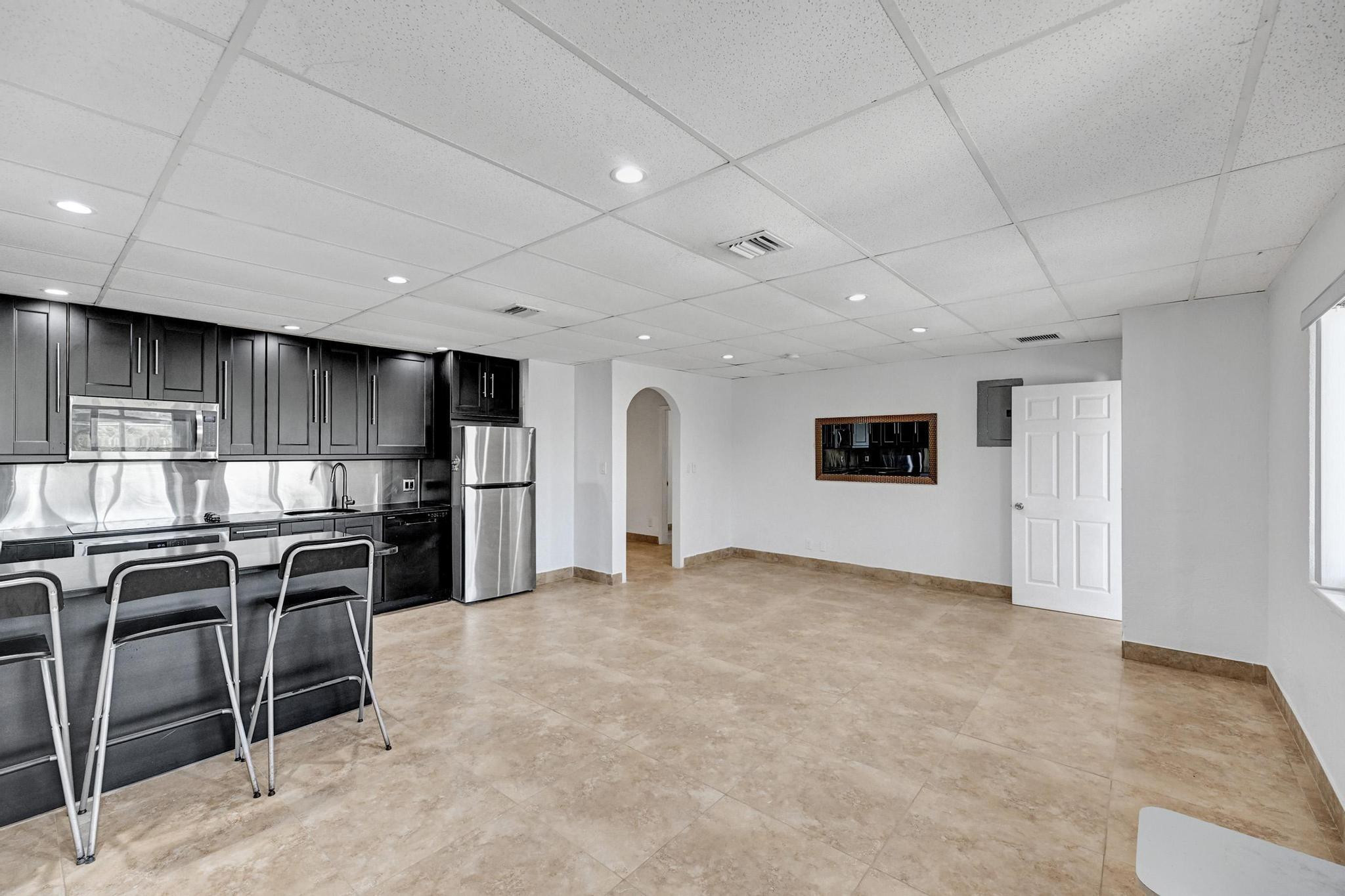 233 Commercial Blvd C