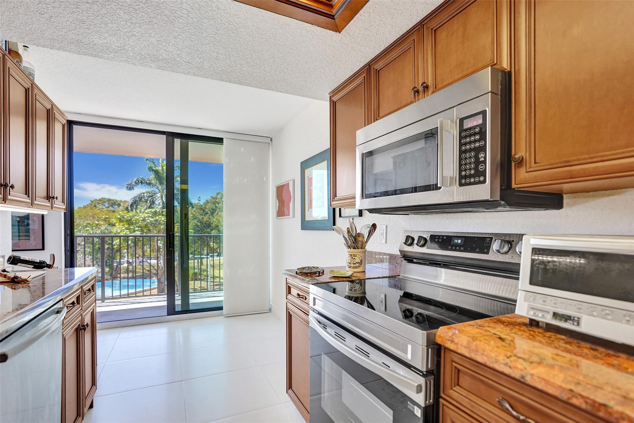 1101 River Reach Dr 310