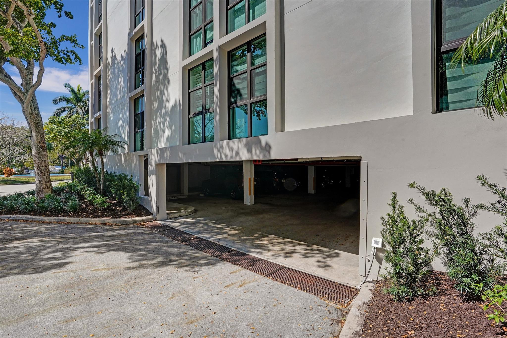 1101 River Reach Dr 310