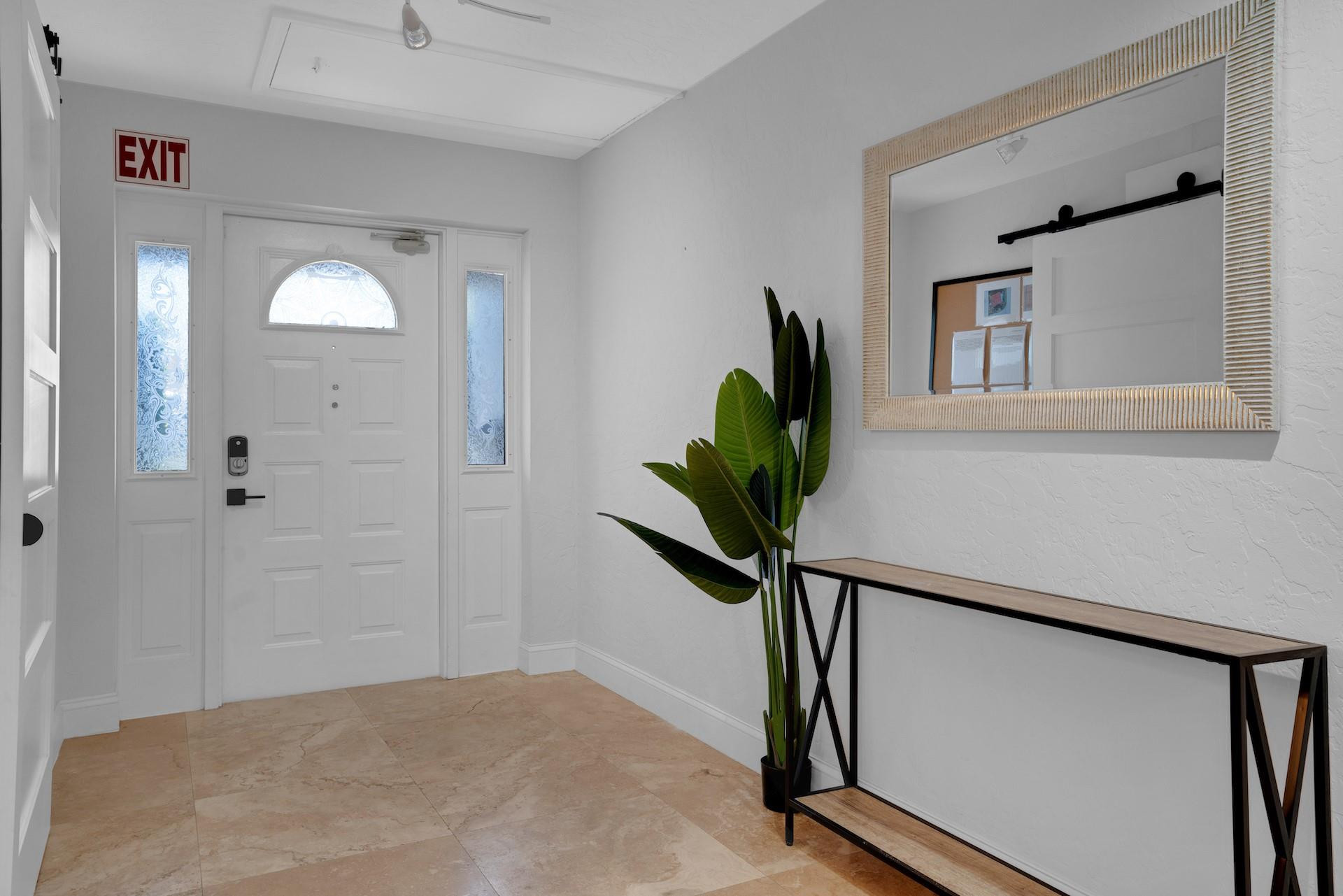 1725 NE 22 terr
