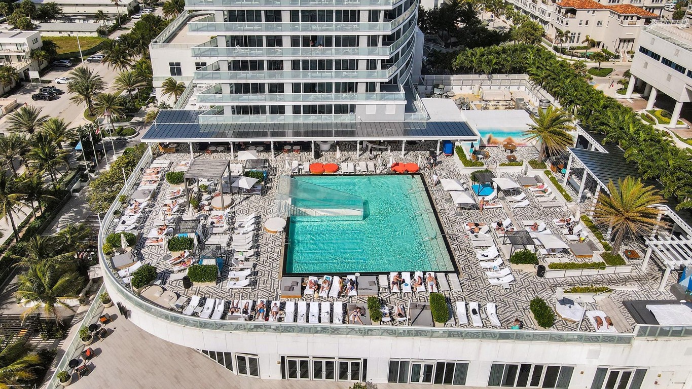 3101 Bayshore Drive 1807