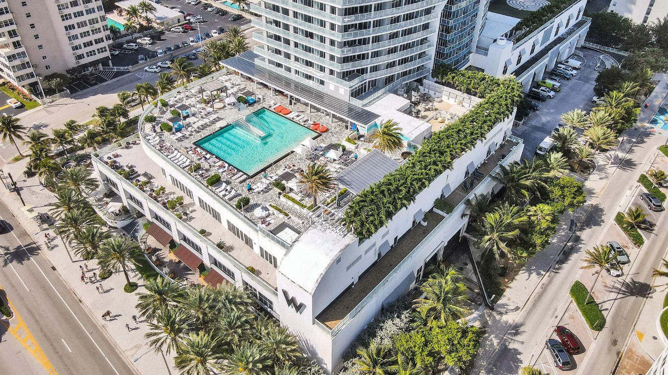 3101 Bayshore Drive 1807