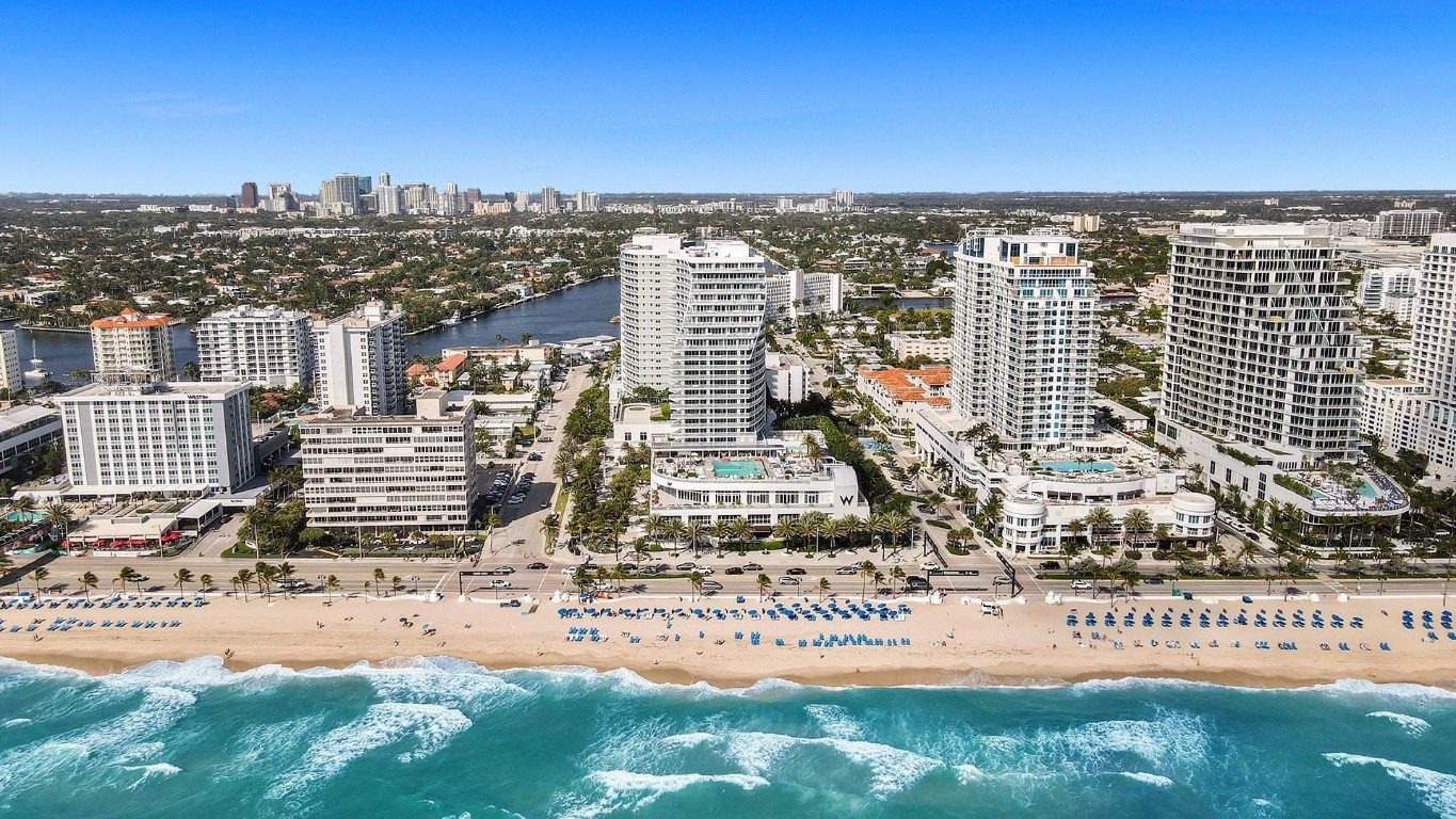 3101 Bayshore Drive 1807