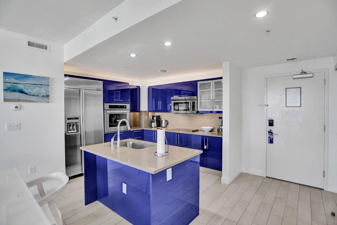 3101 Bayshore Drive 1807