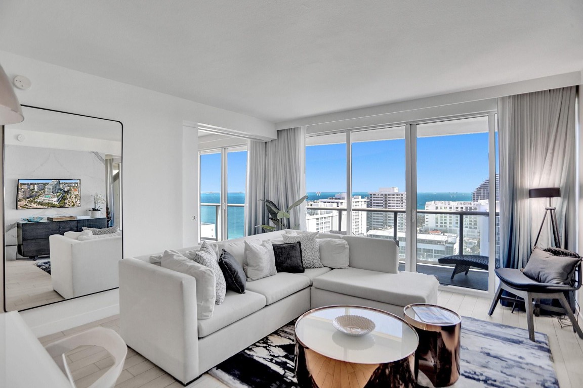 3101 Bayshore Drive 1807