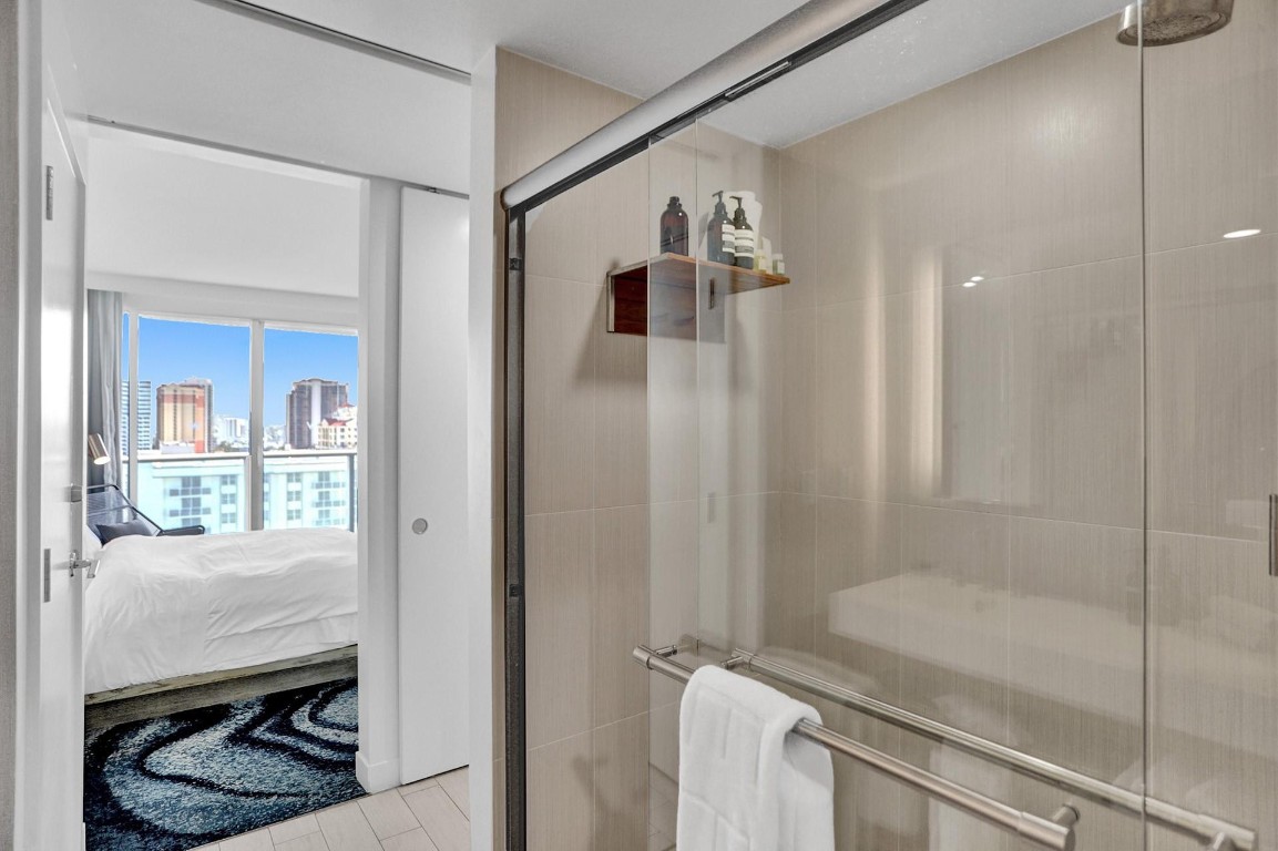 3101 Bayshore Drive 1807