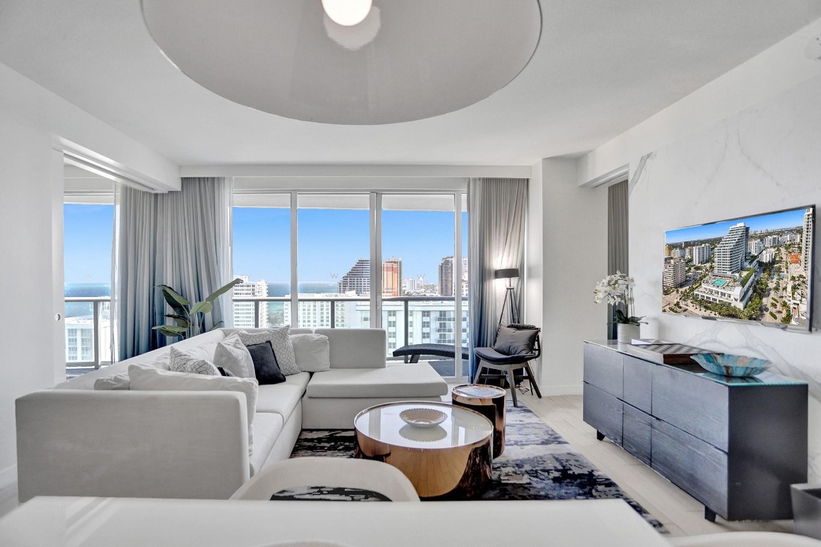 3101 Bayshore Drive 1807