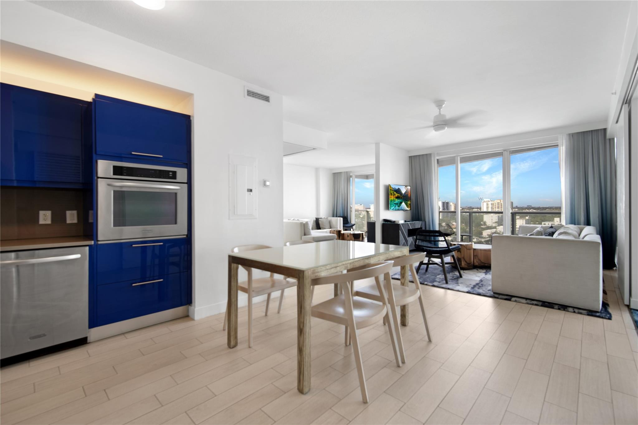 3101 Bayshore Dr 1102