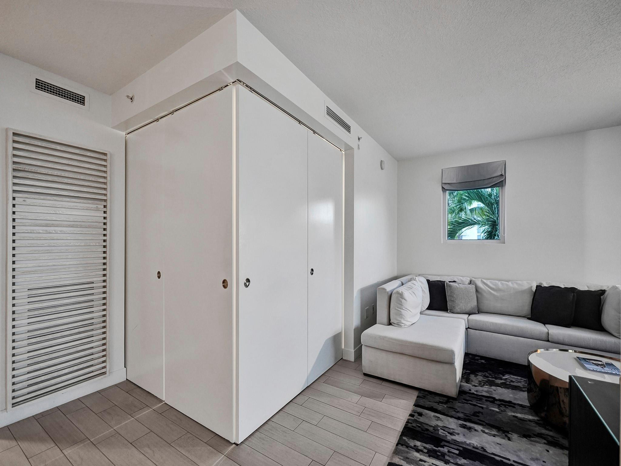 3101 Bayshore Dr 602