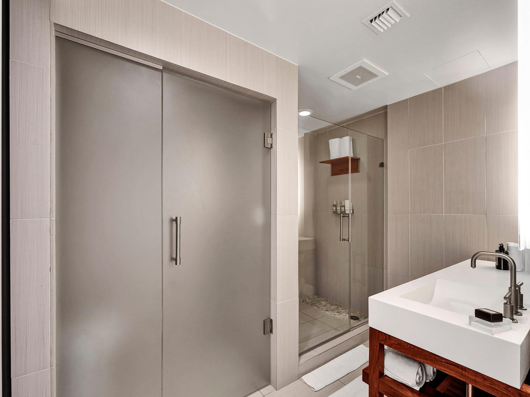 3101 Bayshore Dr 602