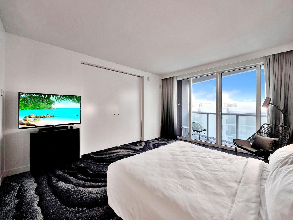 3101 Bayshore Dr 602