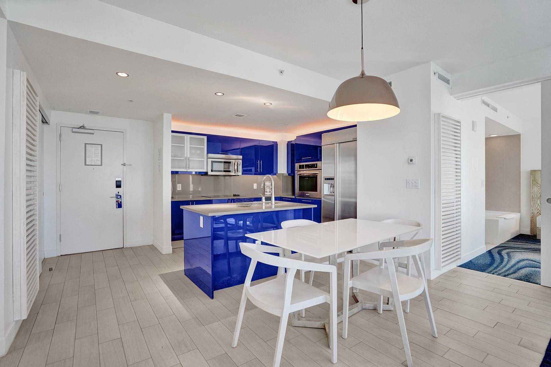 3101 Bayshore Dr 705