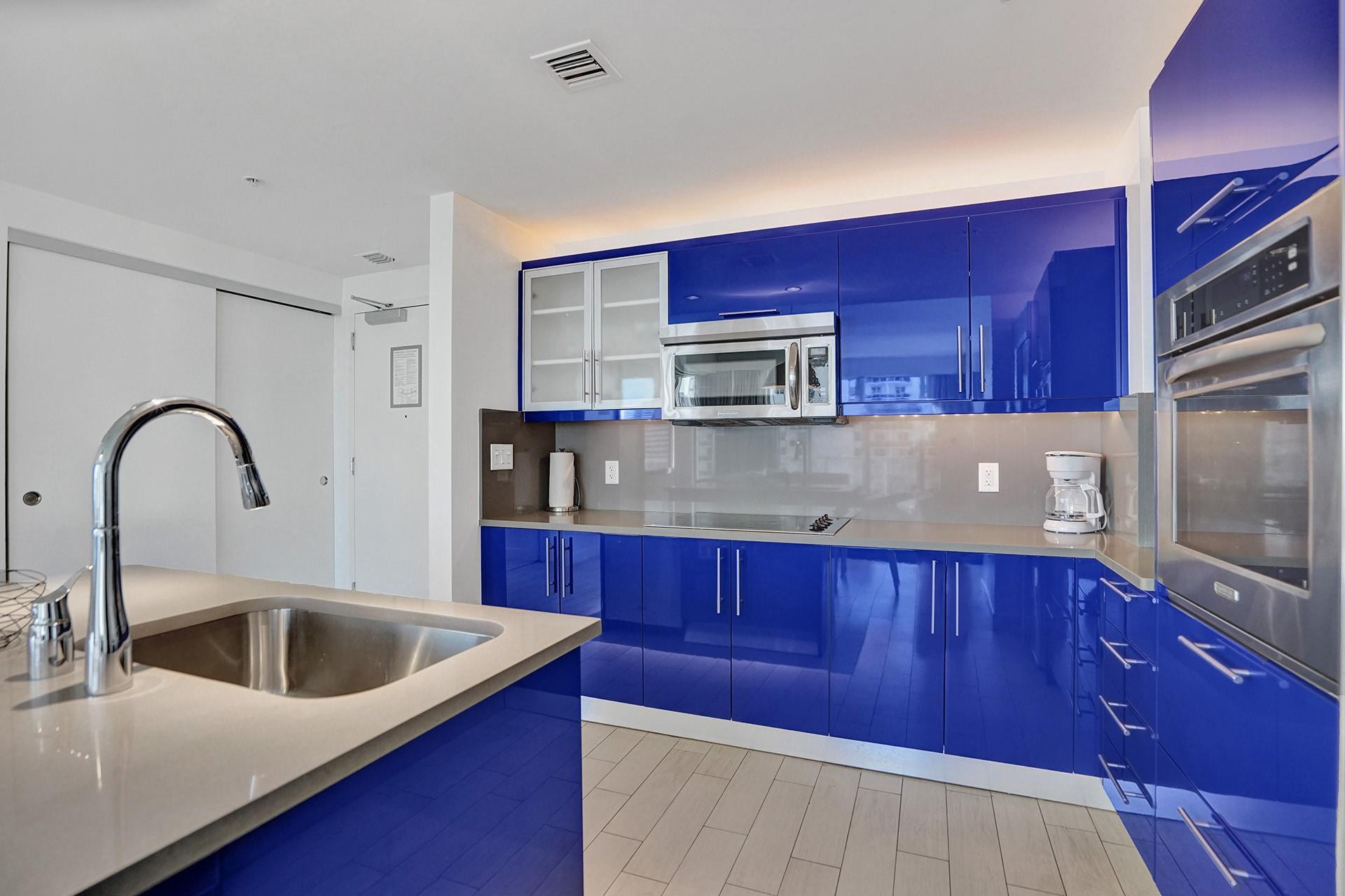 3101 Bayshore Dr 705