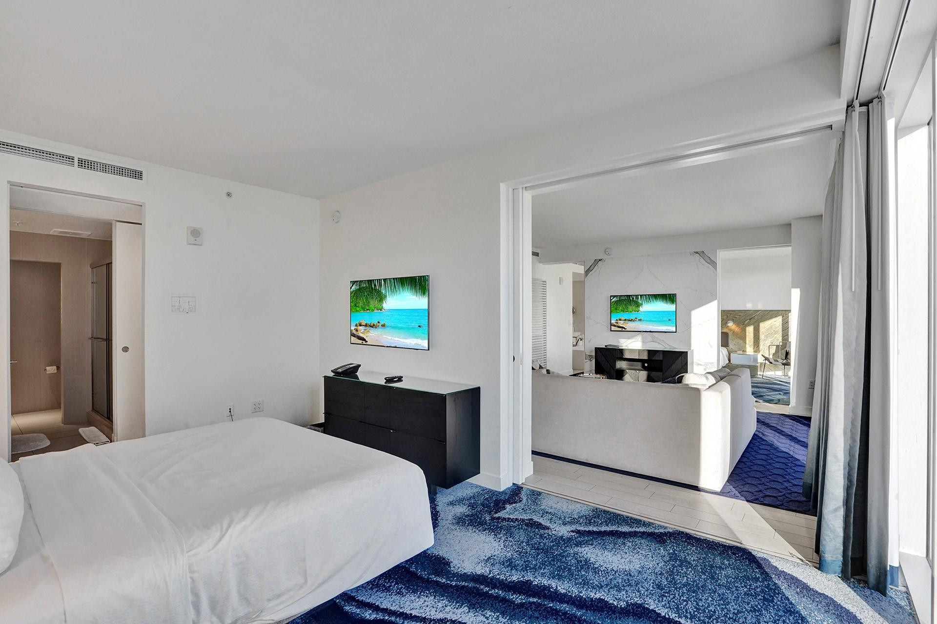 3101 Bayshore Dr 705