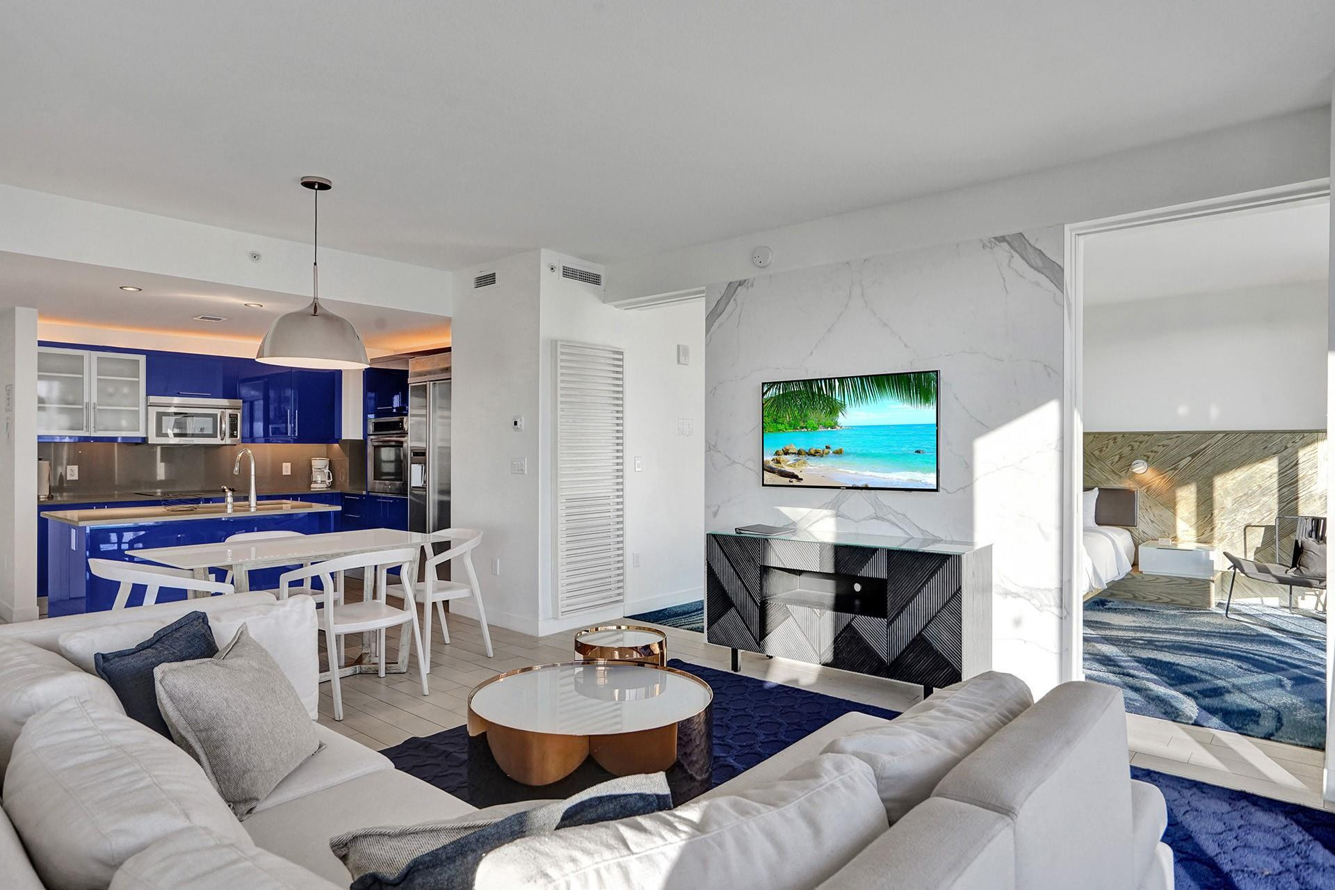 3101 Bayshore Dr 705