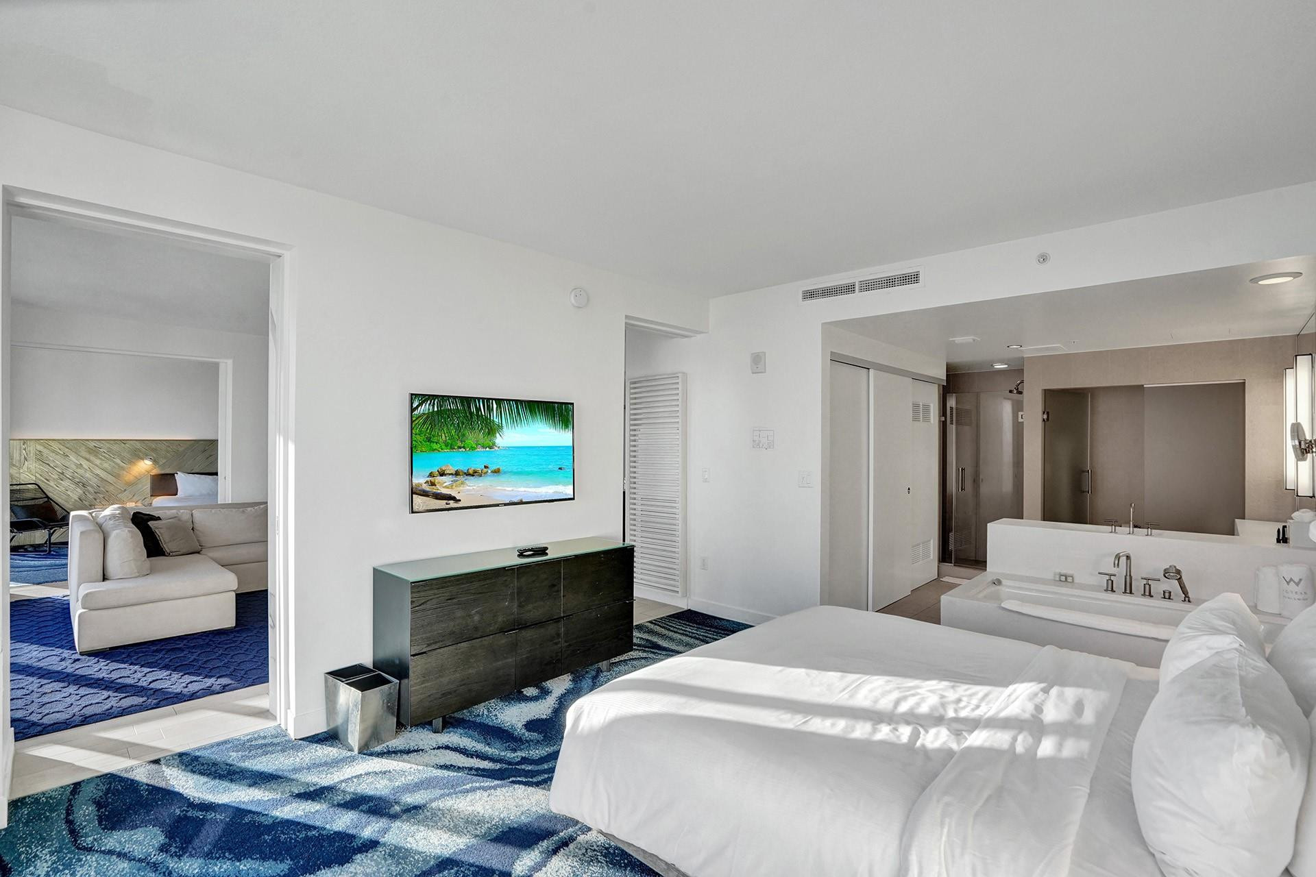 3101 Bayshore Dr 705