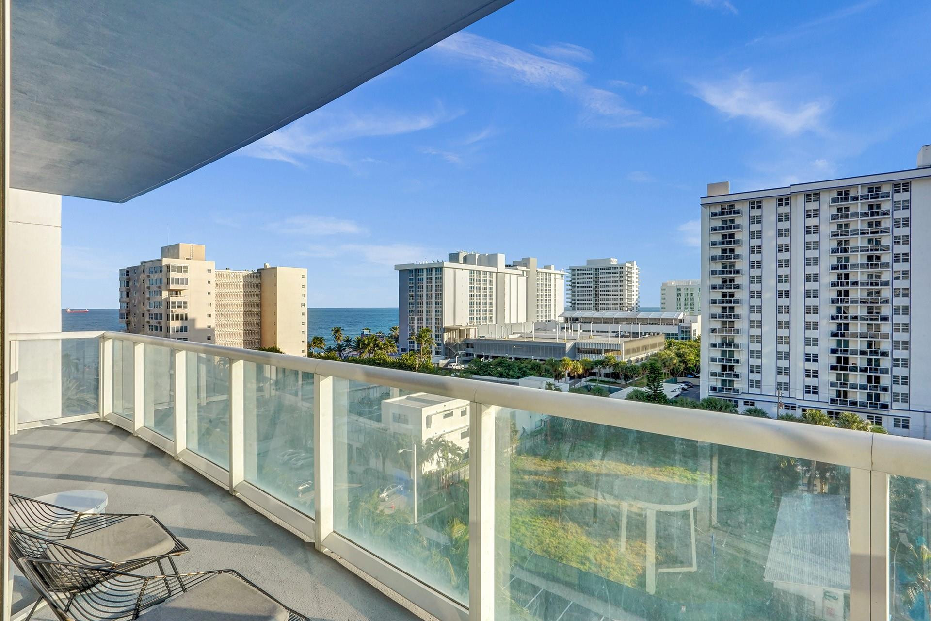 3101 Bayshore Dr 705