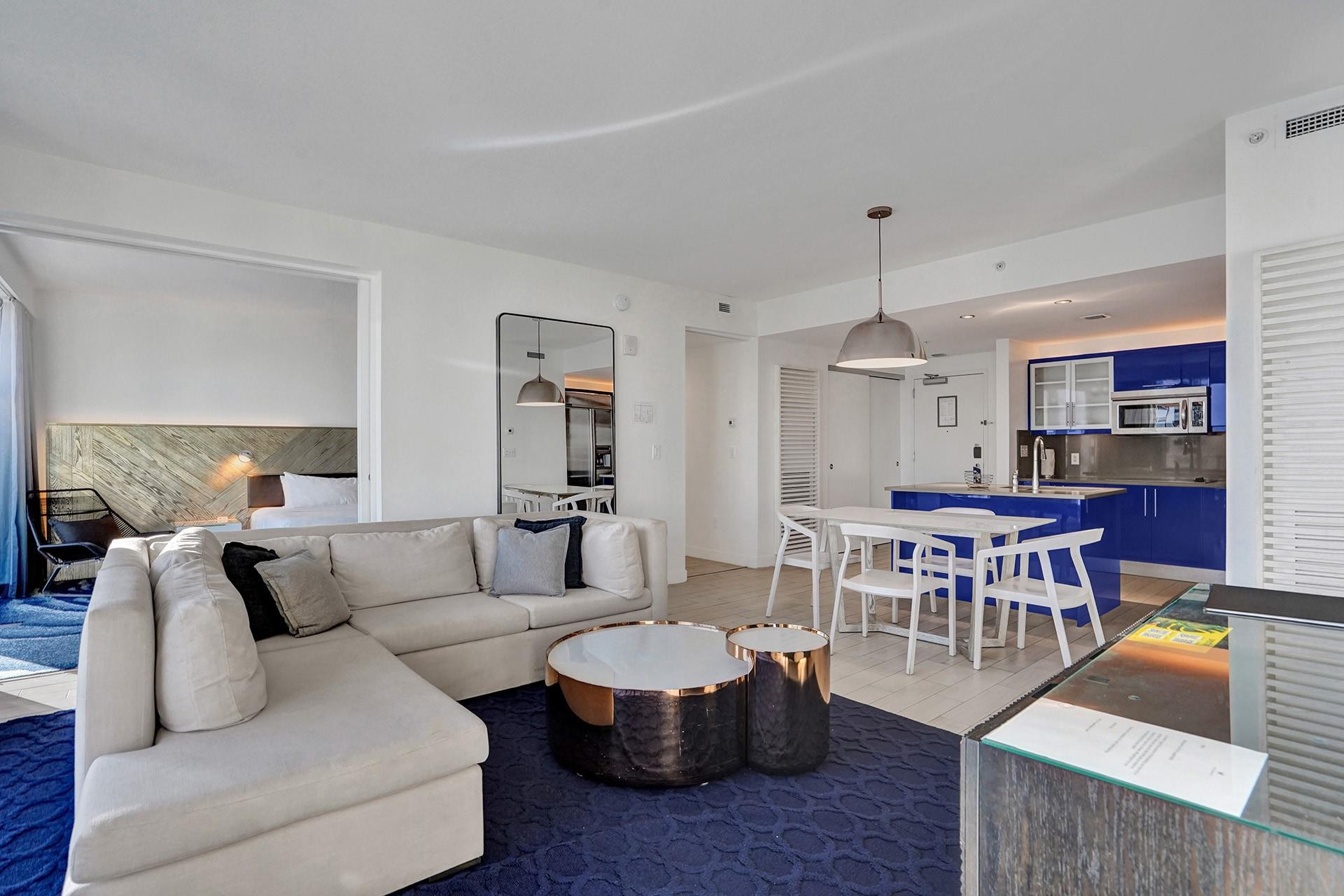 3101 Bayshore Dr 705