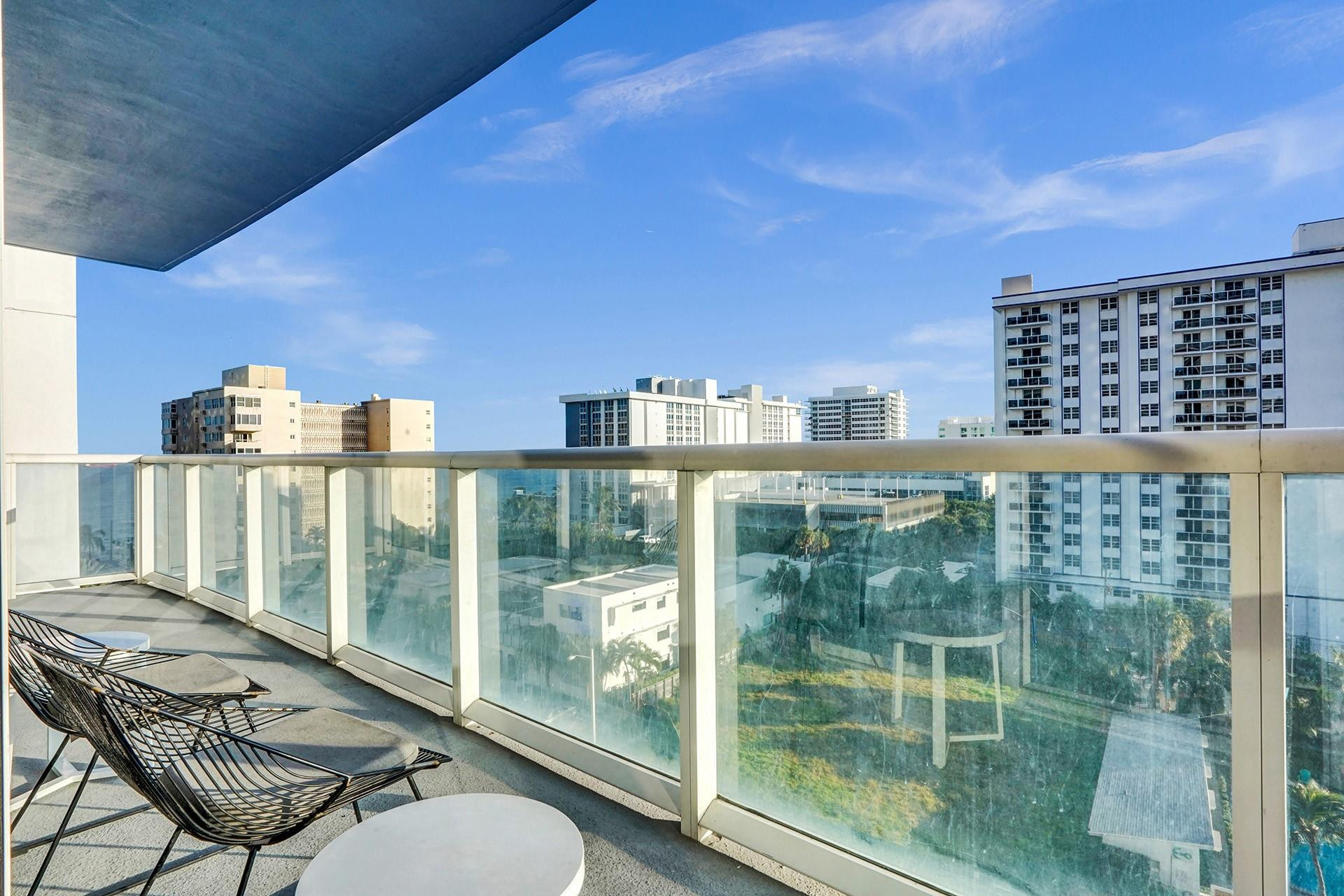 3101 Bayshore Dr 705