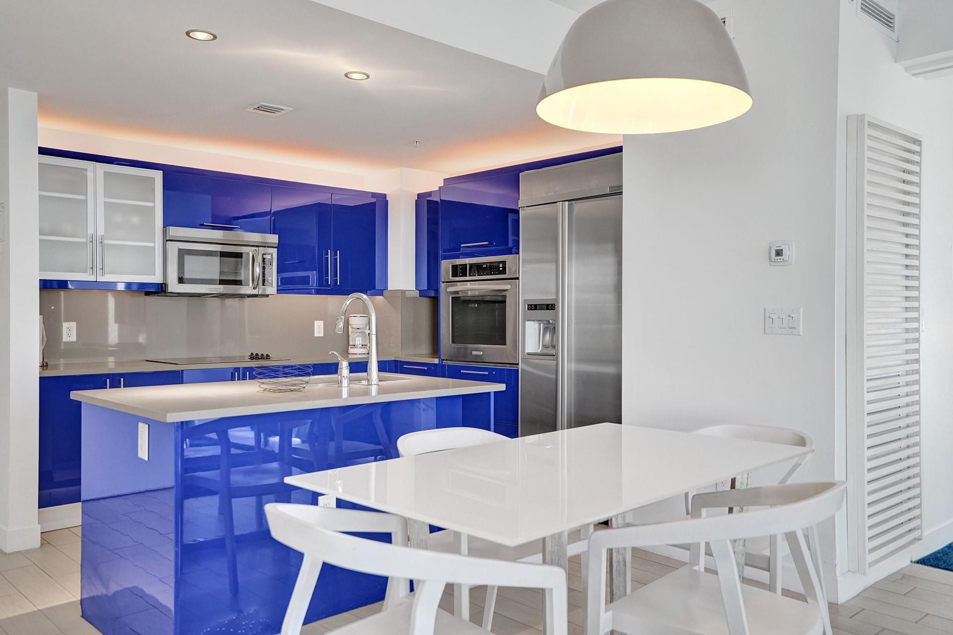 3101 Bayshore Dr 705
