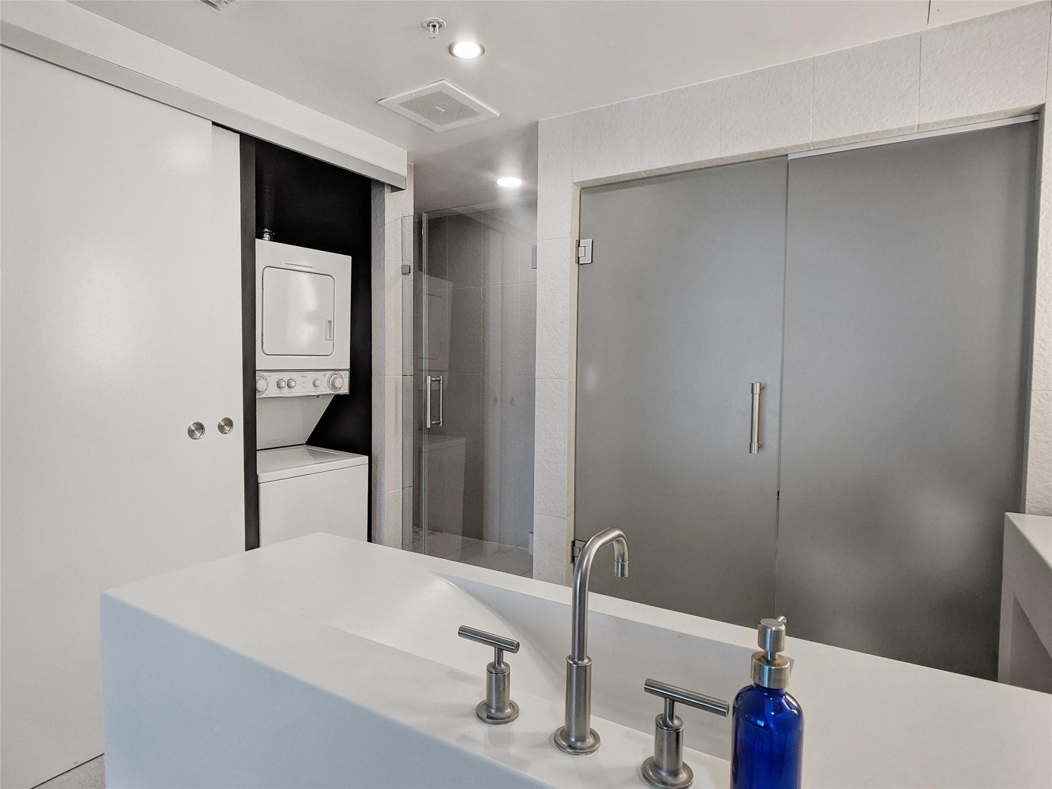 3101 Bayshore Dr 506