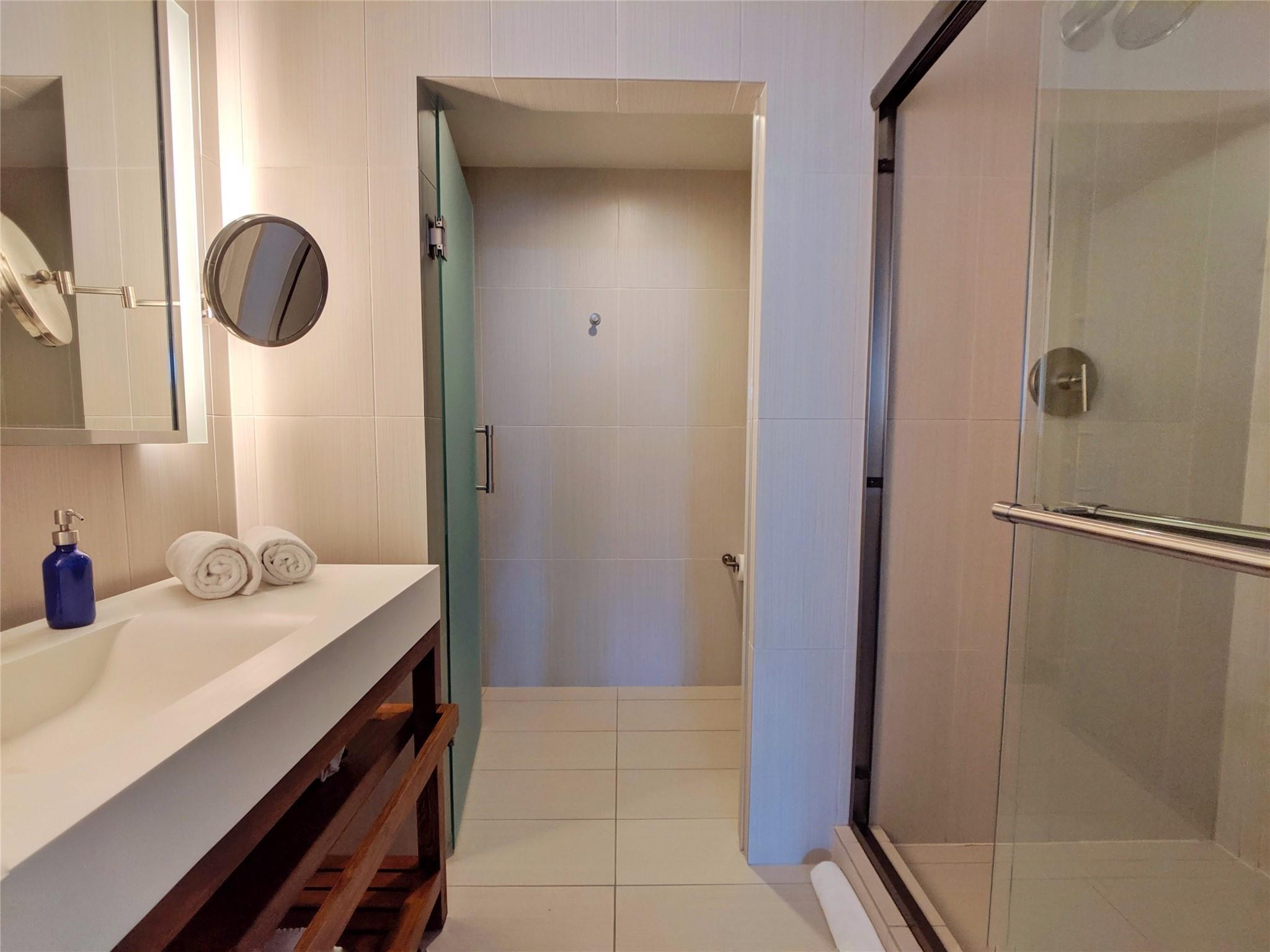 3101 Bayshore Dr 506