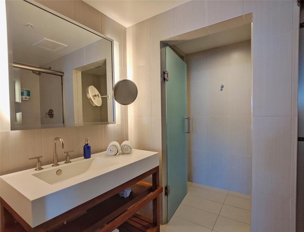 3101 Bayshore Dr 506