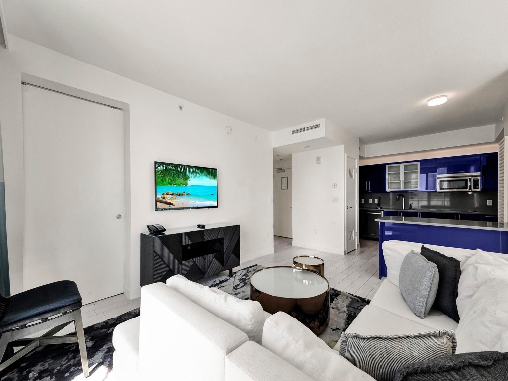 3101 Bayshore Dr 709