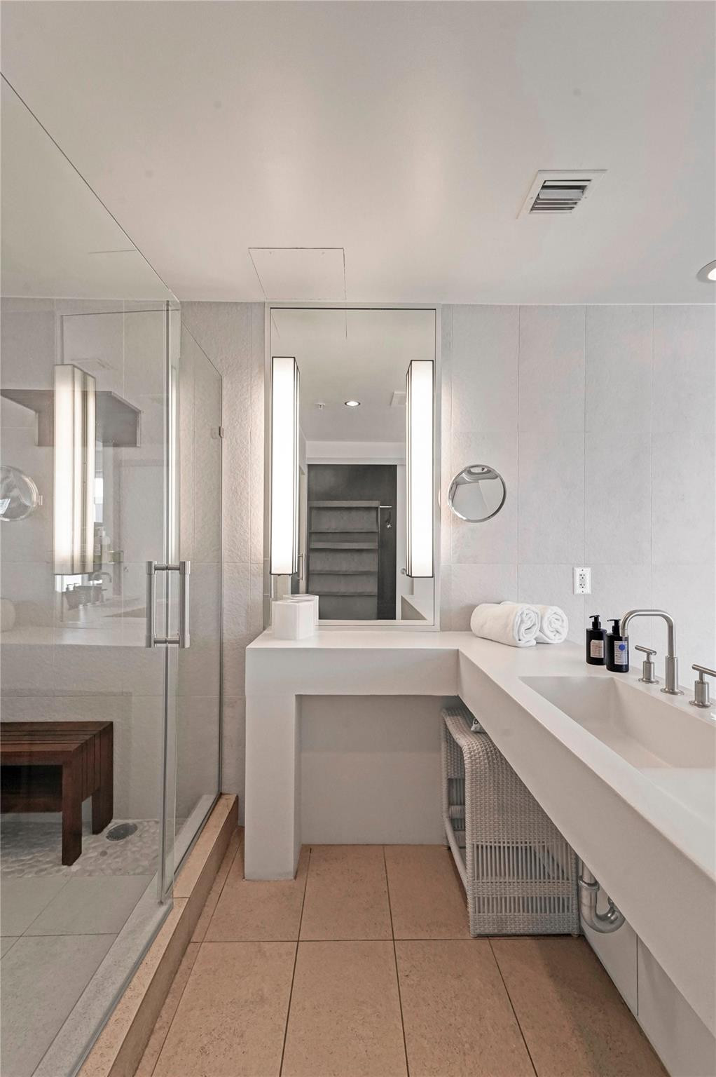 3101 Bayshore Dr 709