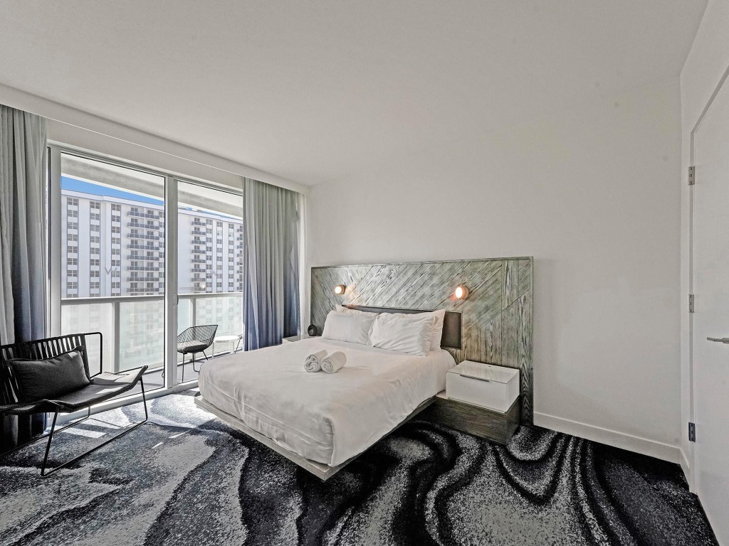 3101 Bayshore Dr 709