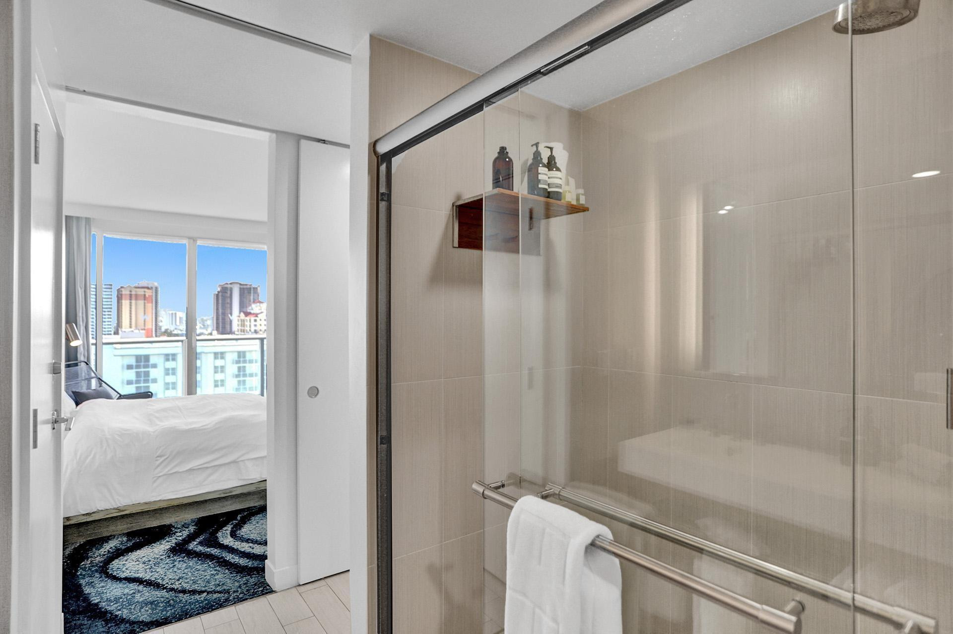 3101 Bayshore Dr 1707