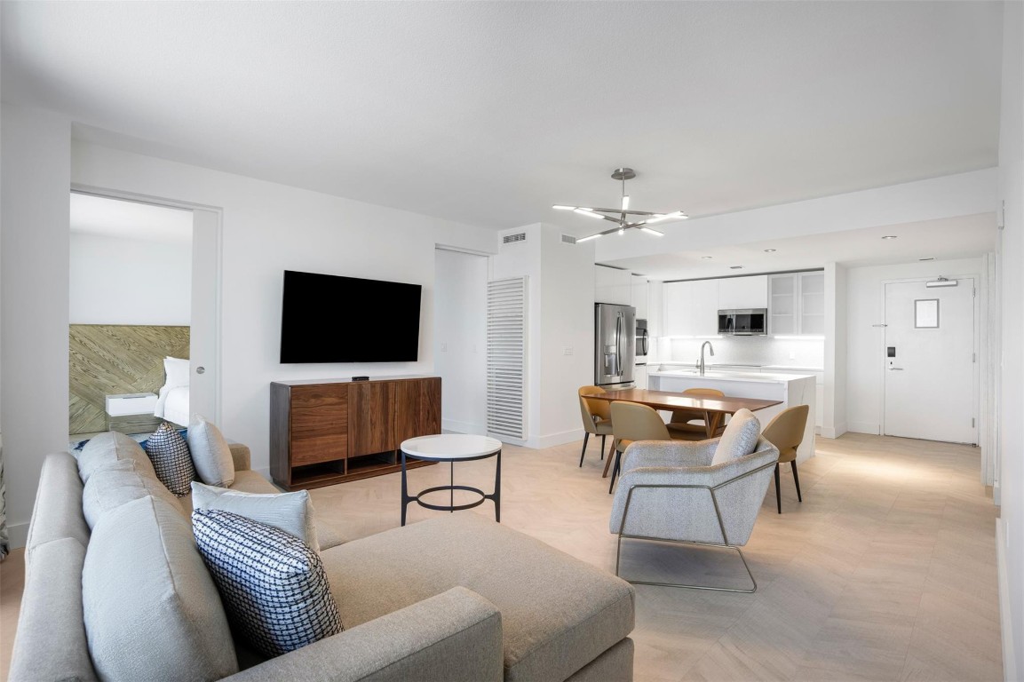 3101 Bayshore Dr 2306