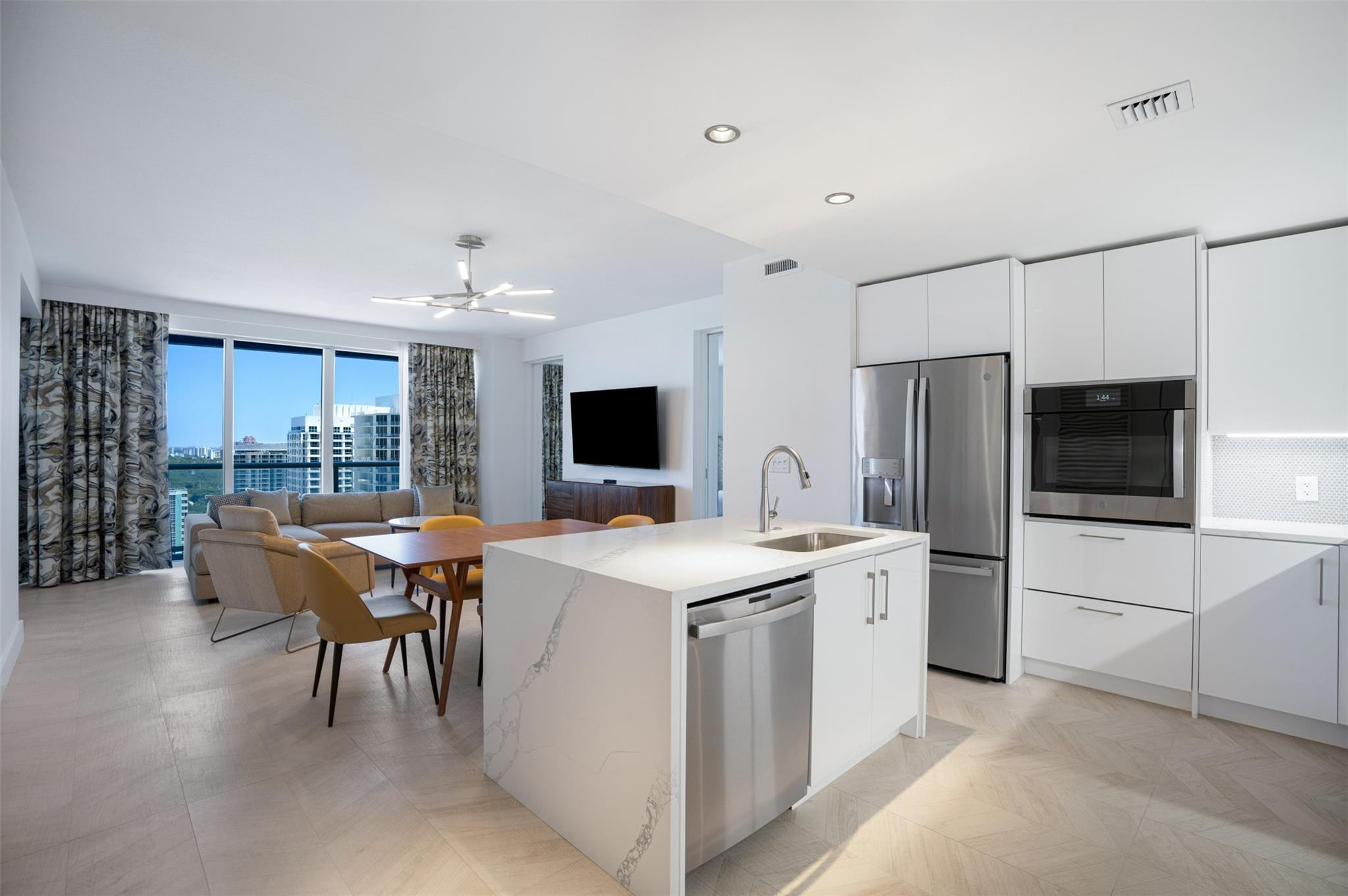 3101 Bayshore Dr 2306